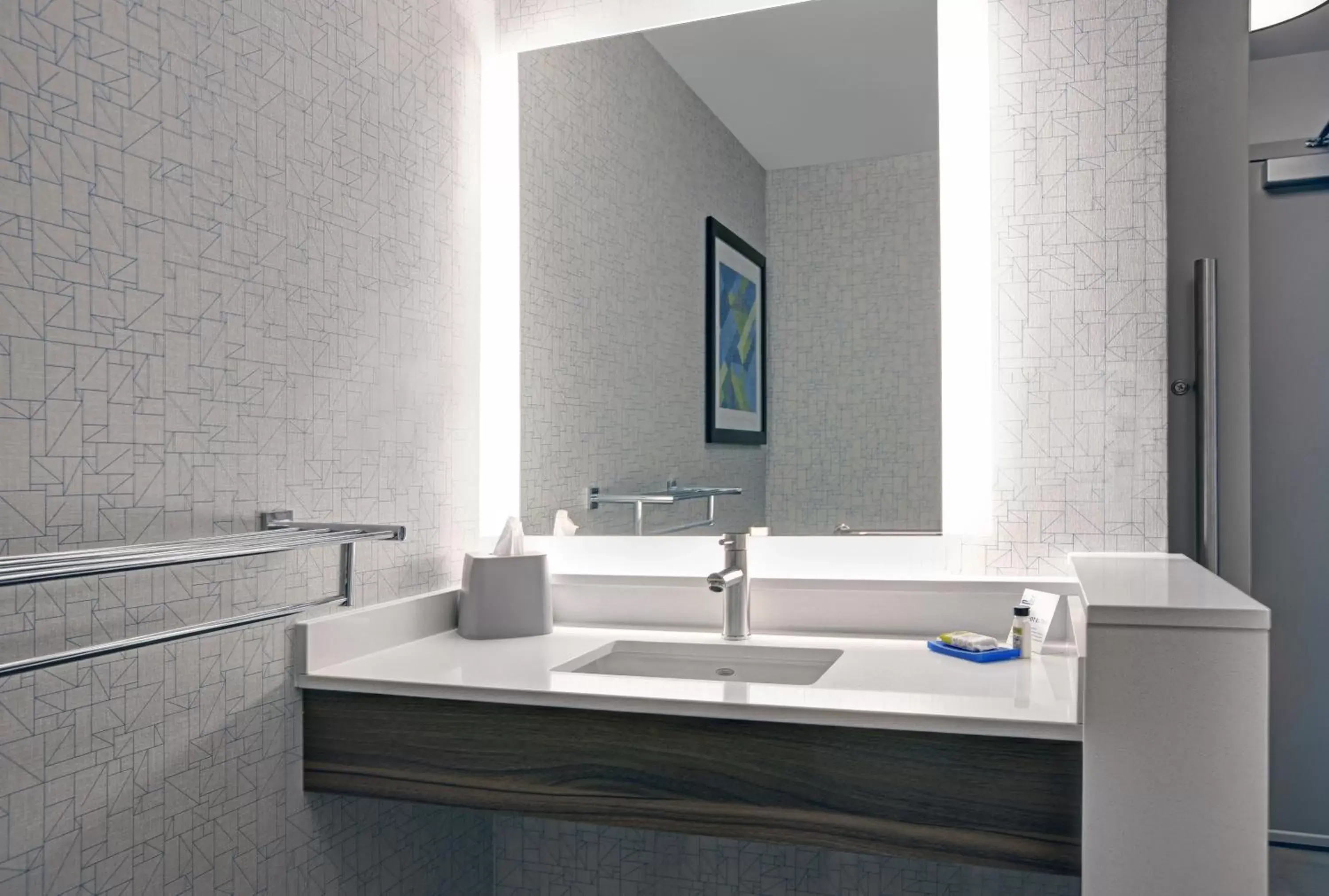 Standard Room in Holiday Inn Express - Milwaukee Downtown by IHG Standard Room in Holiday Inn Express - Milwaukee Downtown by IHG