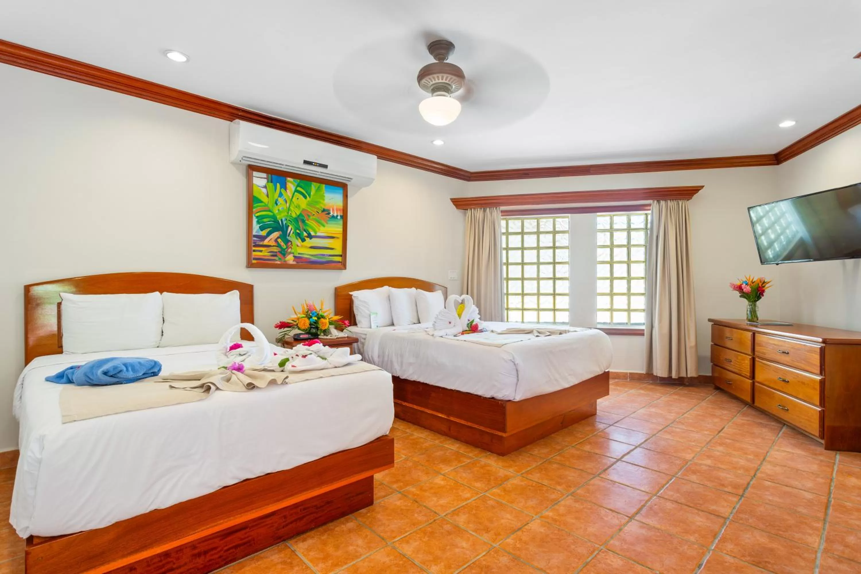 Bed in SunBreeze Hotel