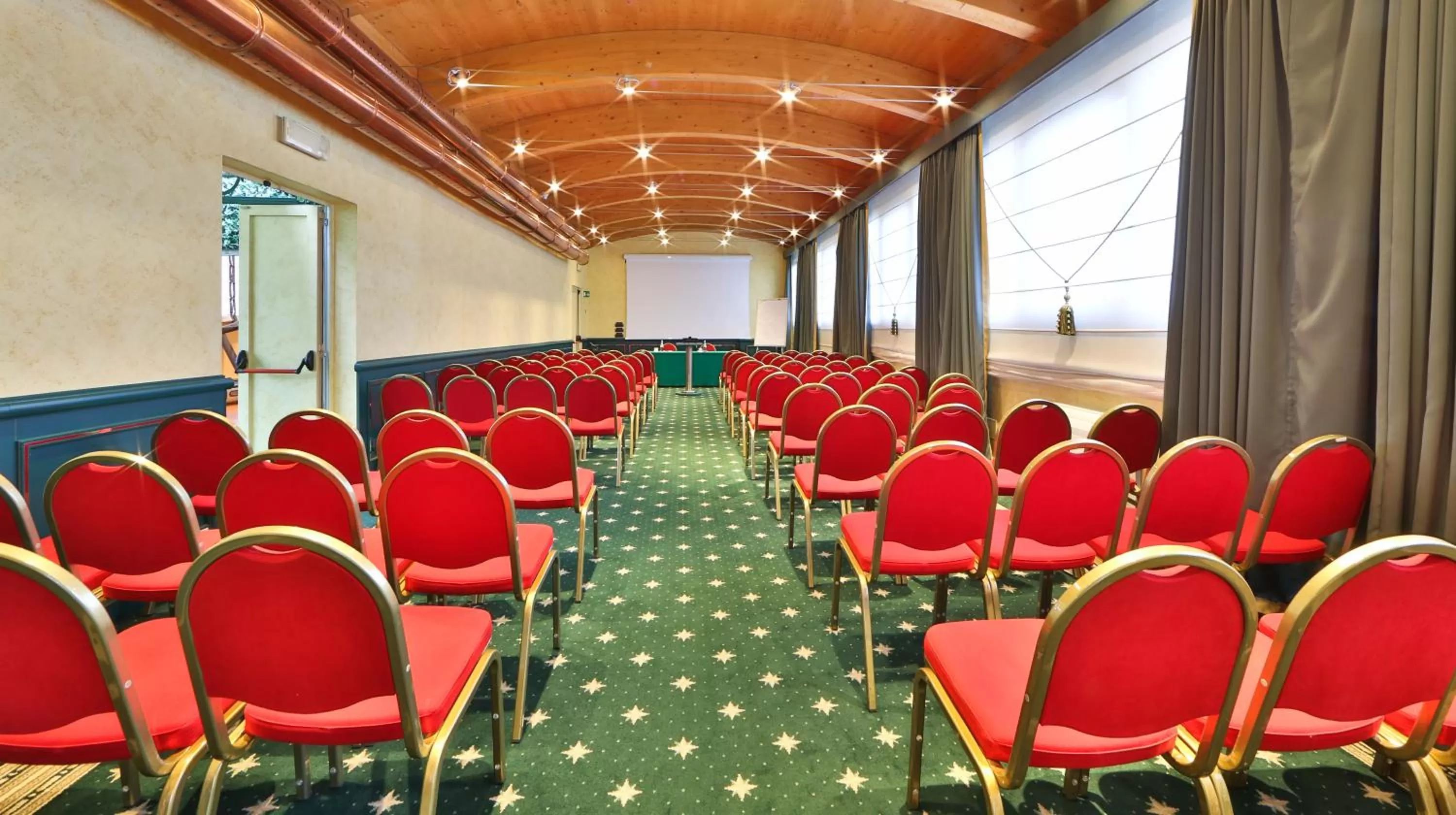 Business facilities in c-hotels Concorde