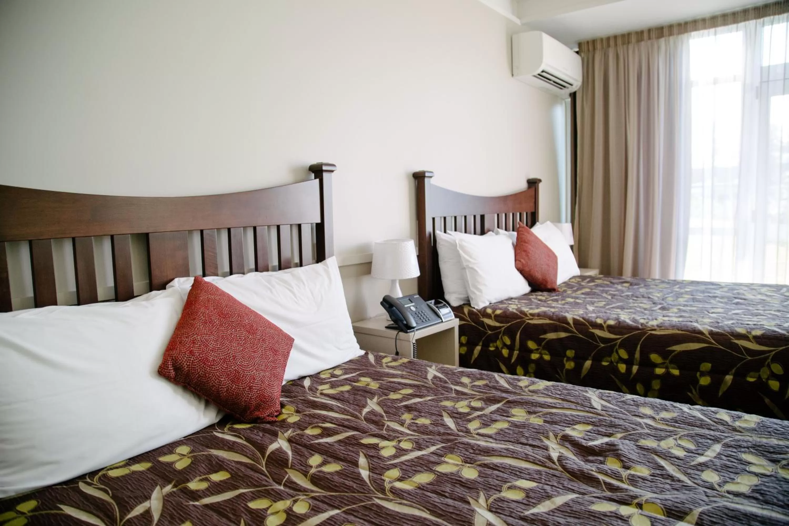 Photo of the whole room, Bed in Hotel Ashburton