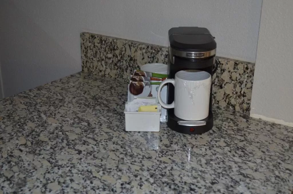 Coffee/tea facilities in Shilo Inns Suites The Dalles