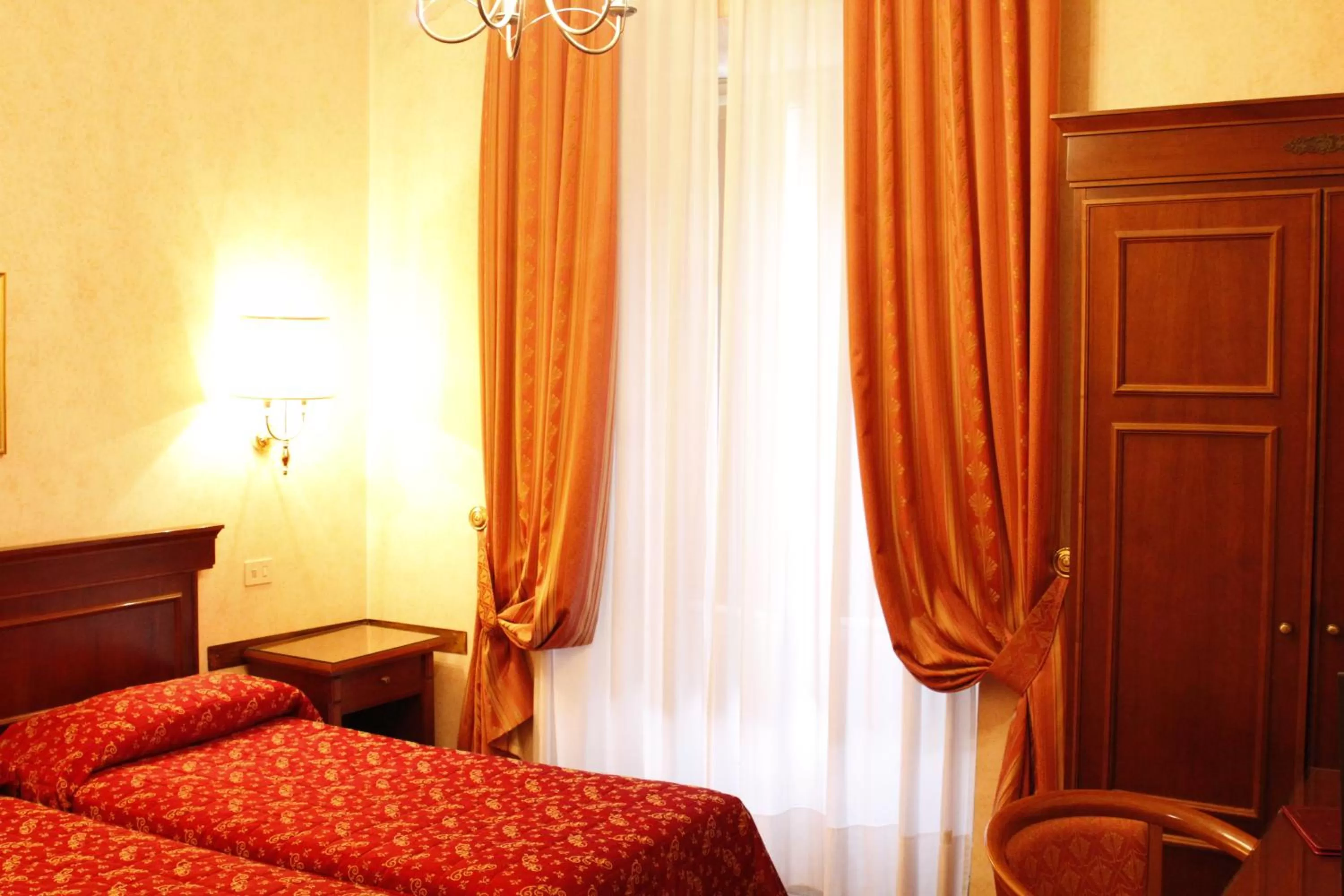 Bedroom, Bed in Hotel Torino