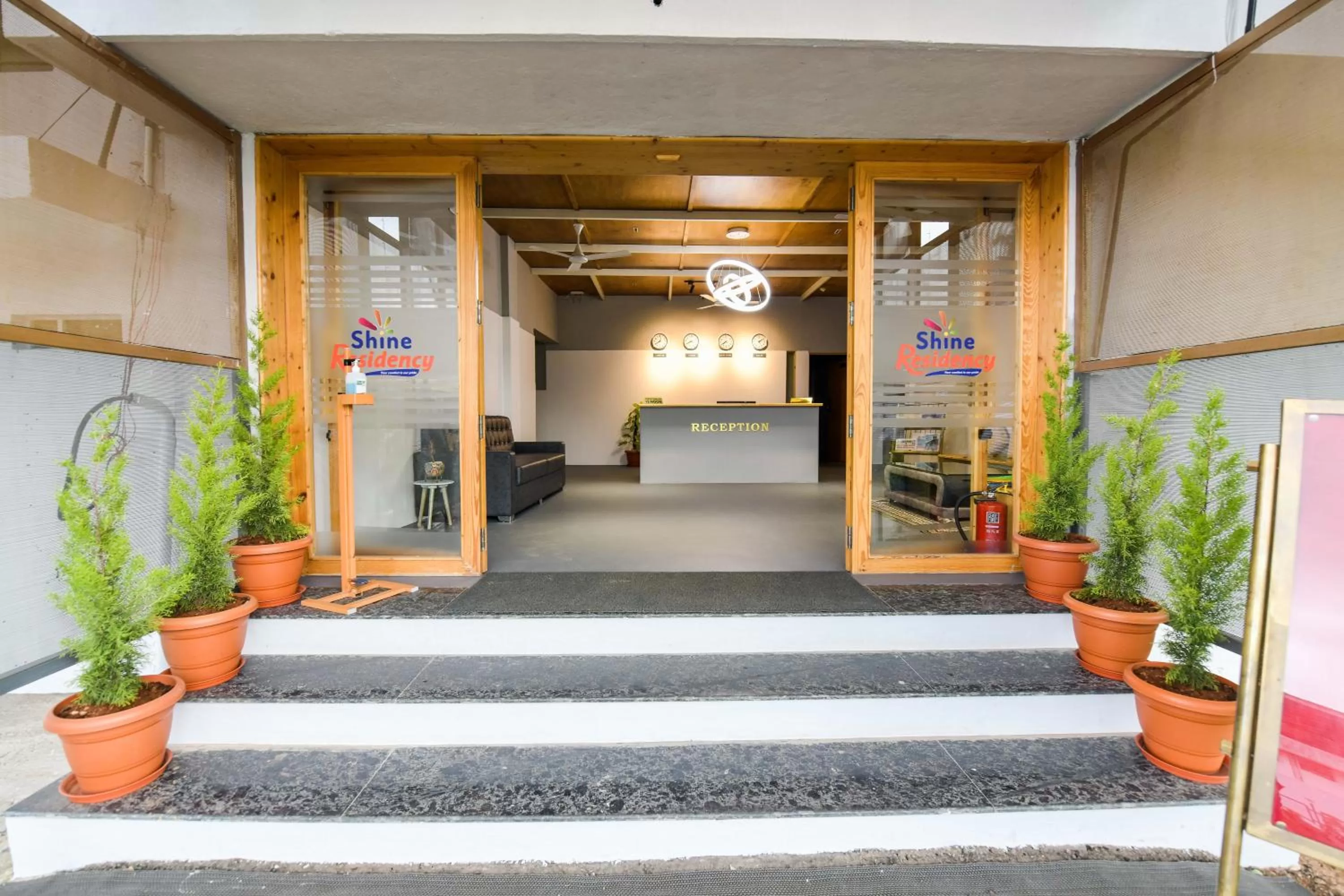 Facade/entrance in Shine Residency