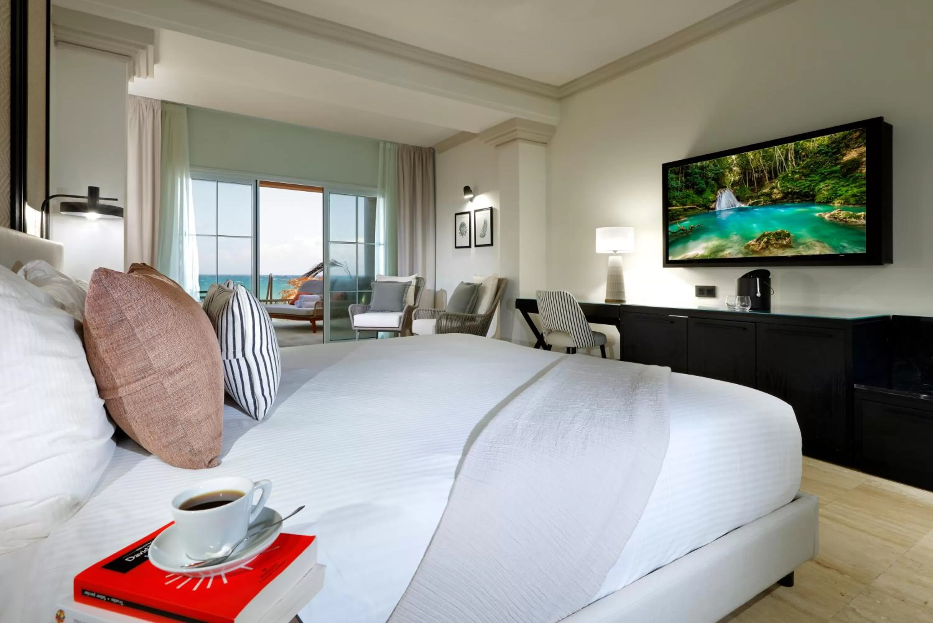 Bedroom, Bed in Grand Palladium Jamaica Resort & Spa All Inclusive