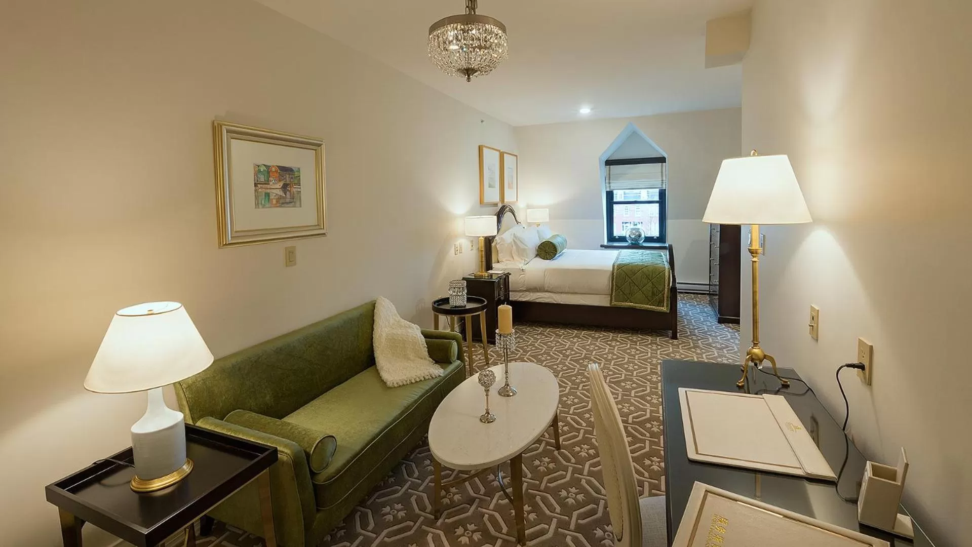 Living room, Bed in Sydney Boutique Inn & Suites