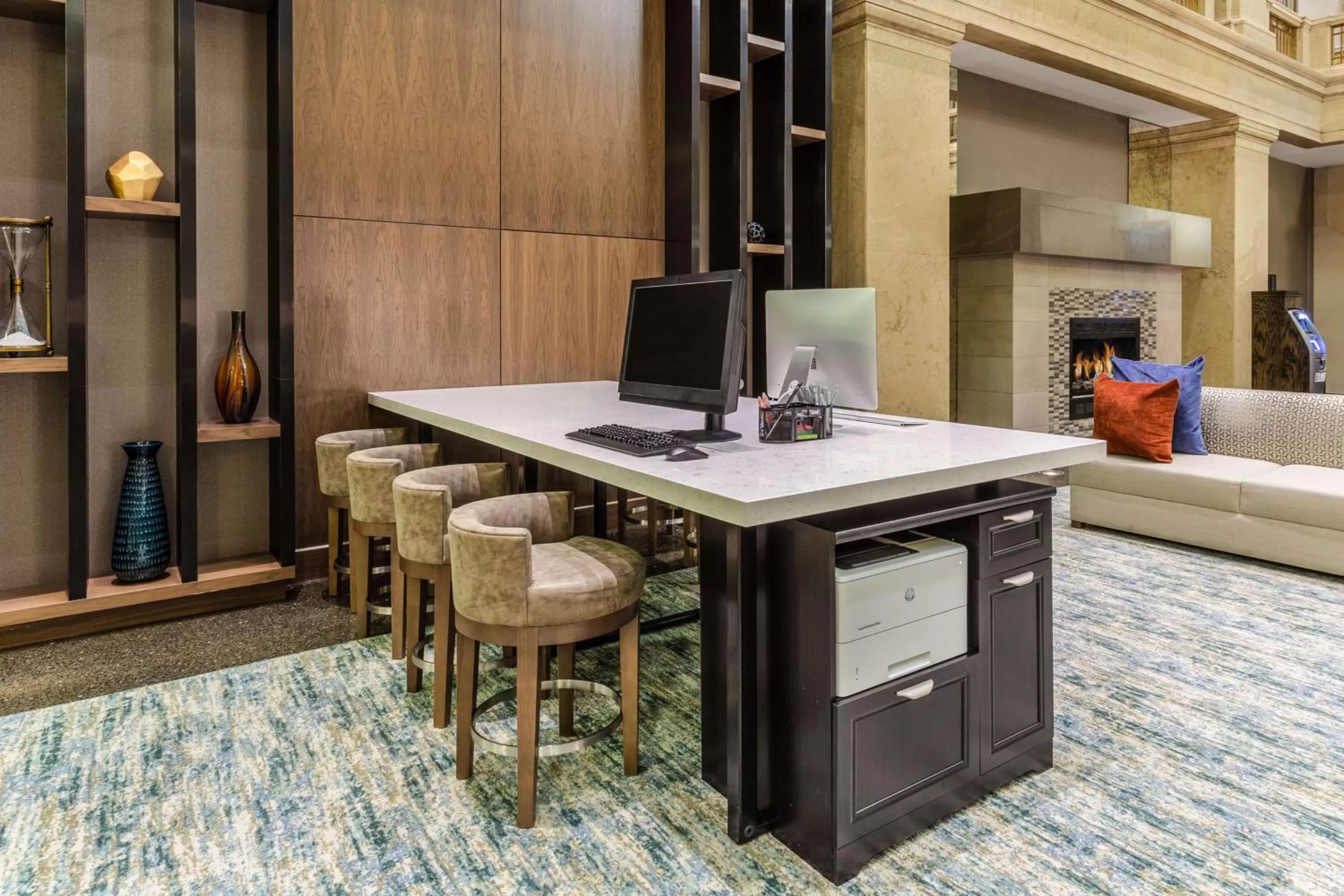 Lobby or reception in Hilton Garden Inn Indianapolis Downtown