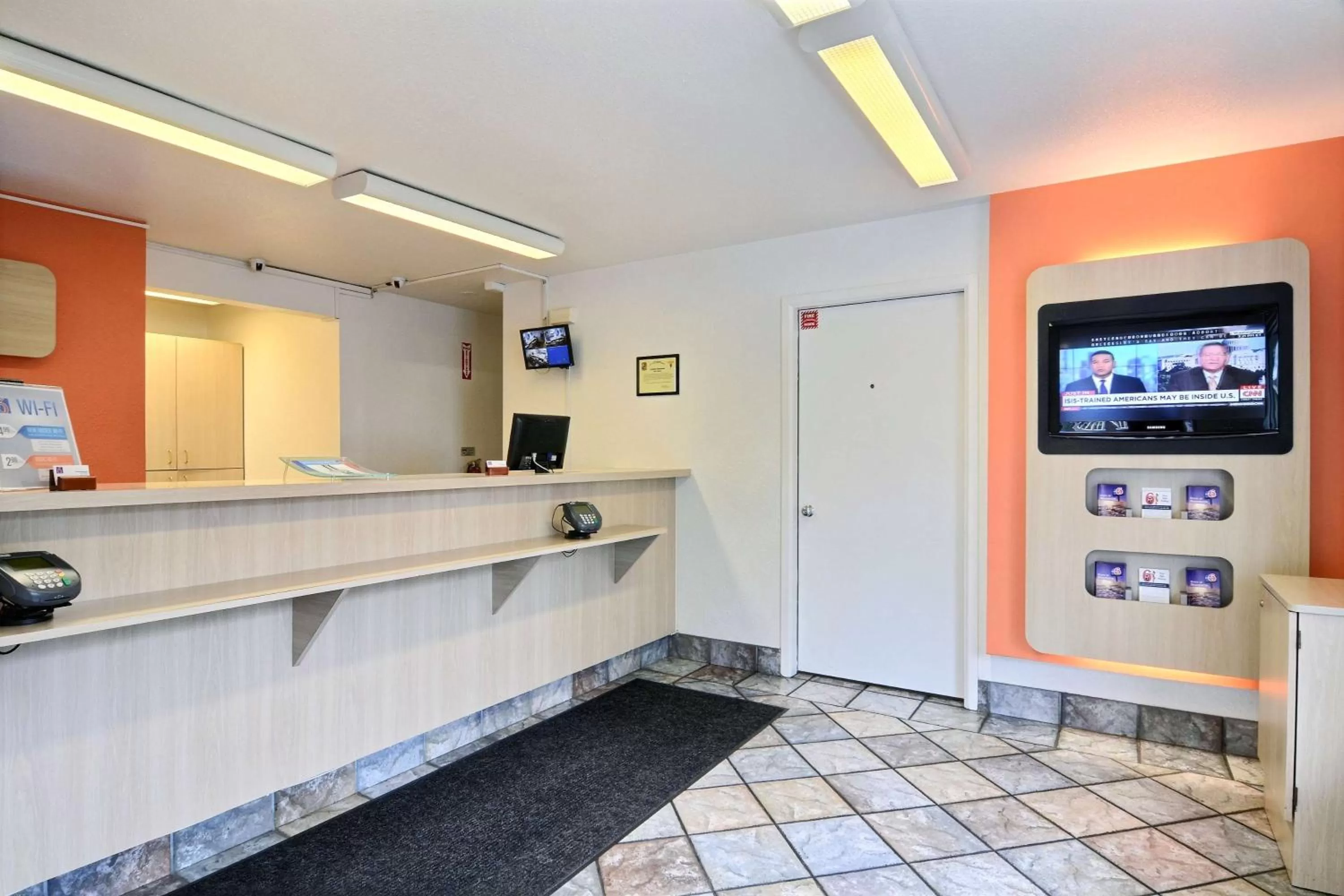 TV and multimedia in Motel 6-Tumwater, WA - Olympia