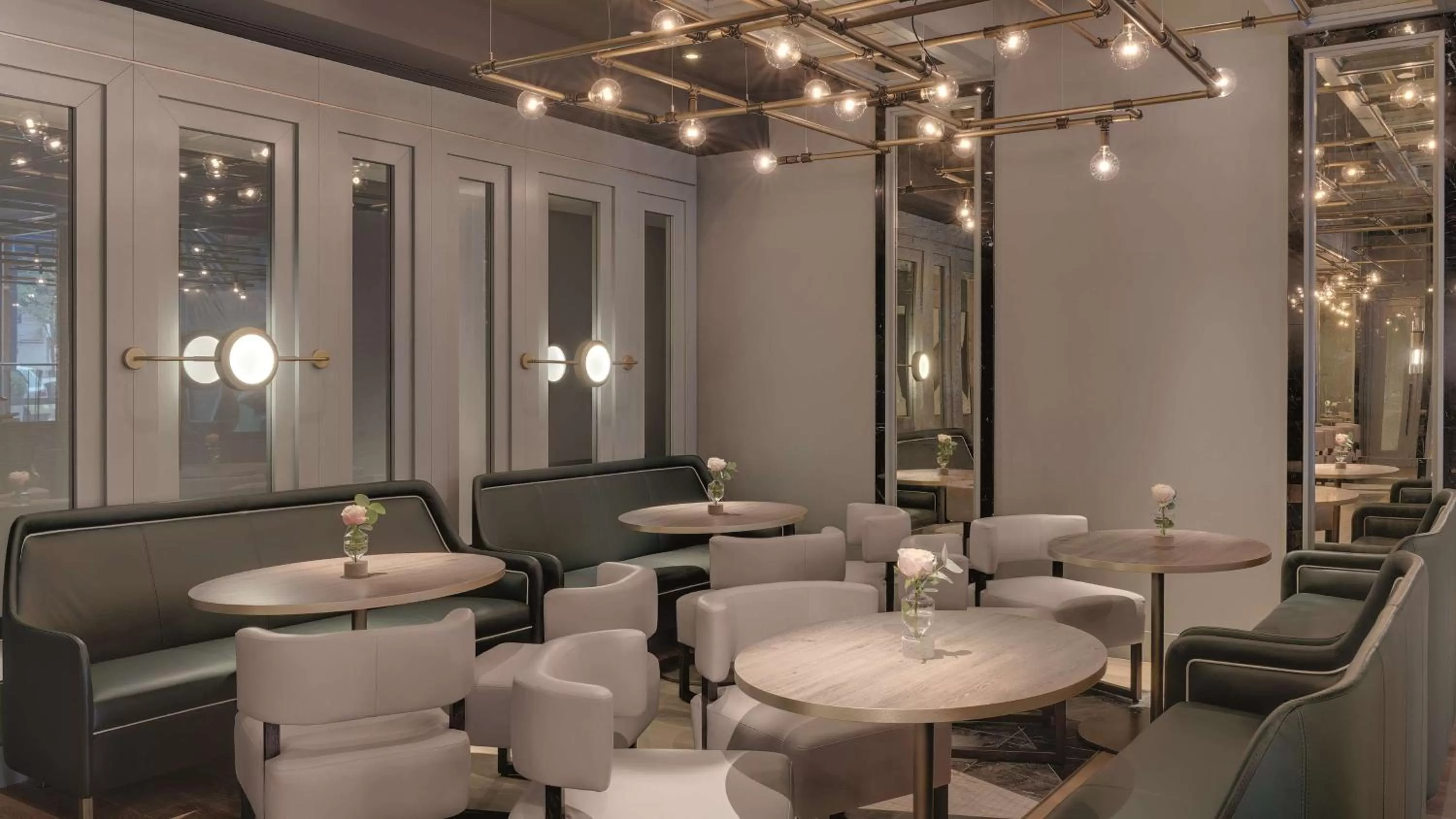 Dining area in Hilton Munich City