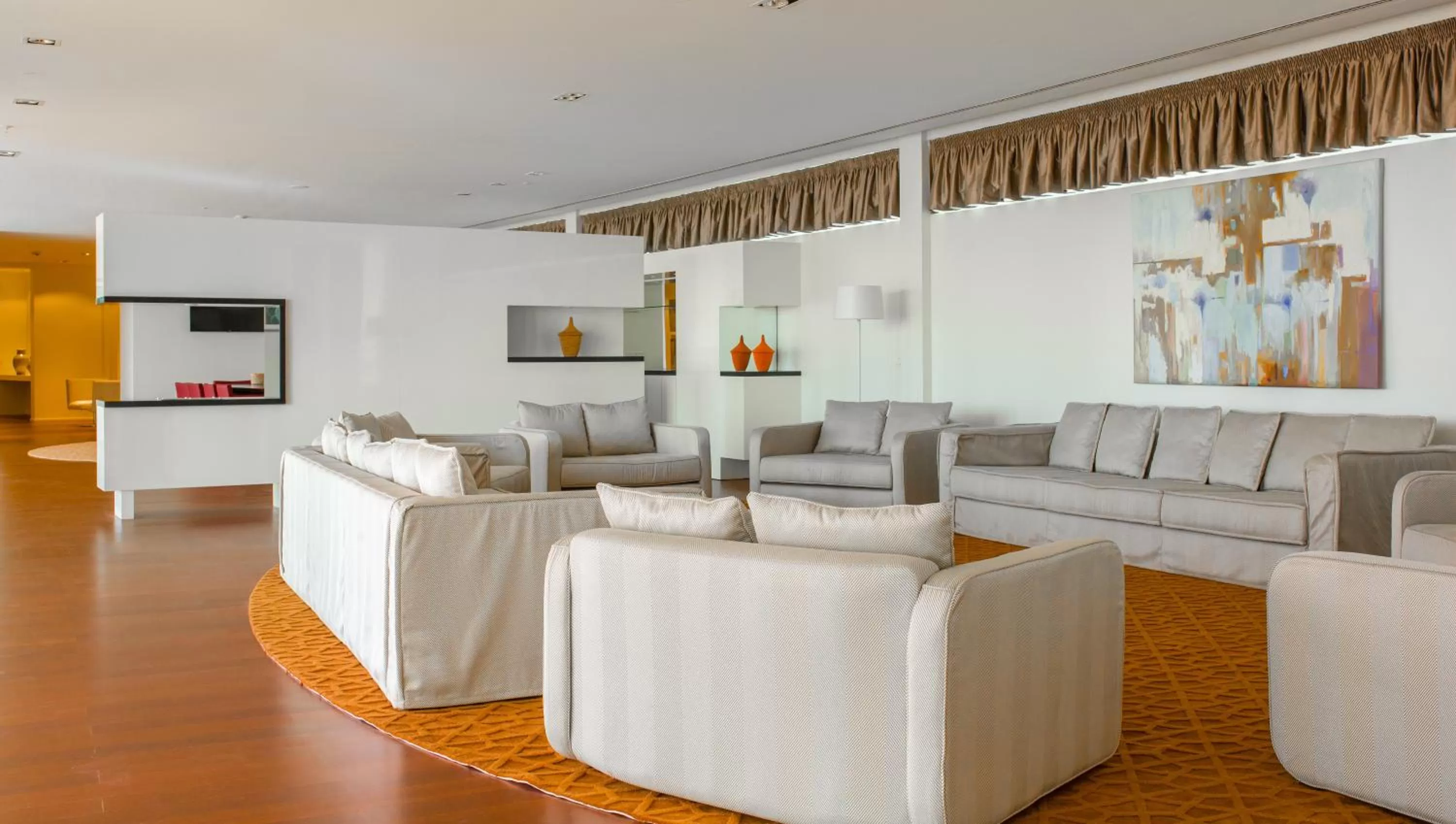 Coffee/tea facilities in Radisson Blu Hotel & Convention Centre Kigali