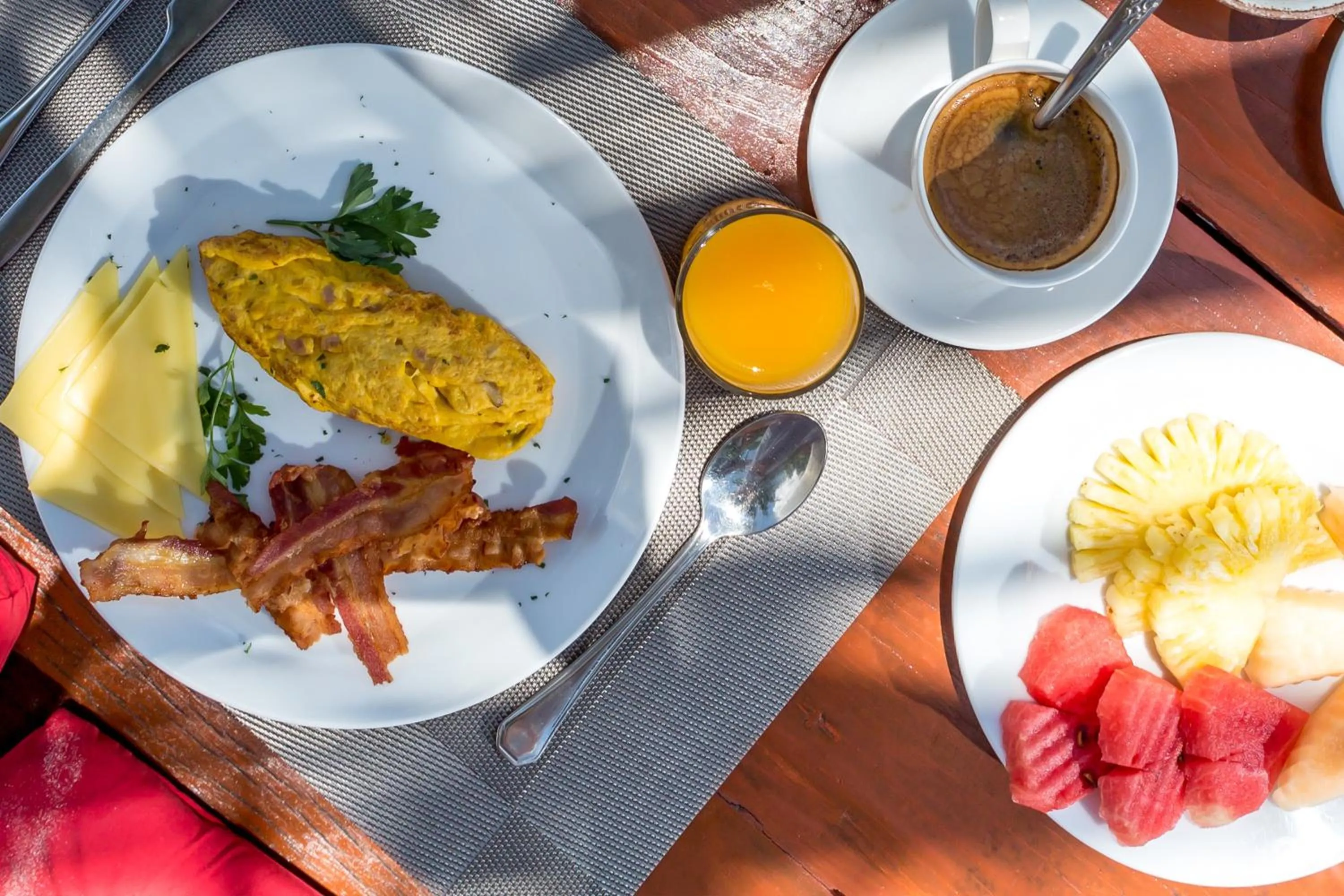 Breakfast in Crystal Bay Beach Resort