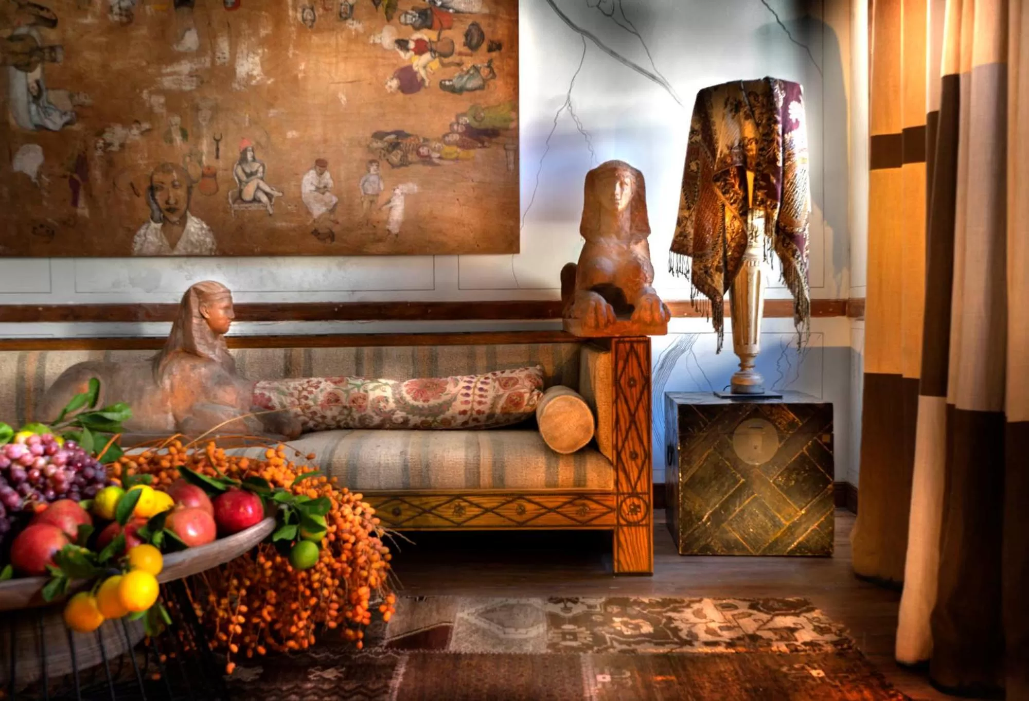 Decorative detail in Alavya