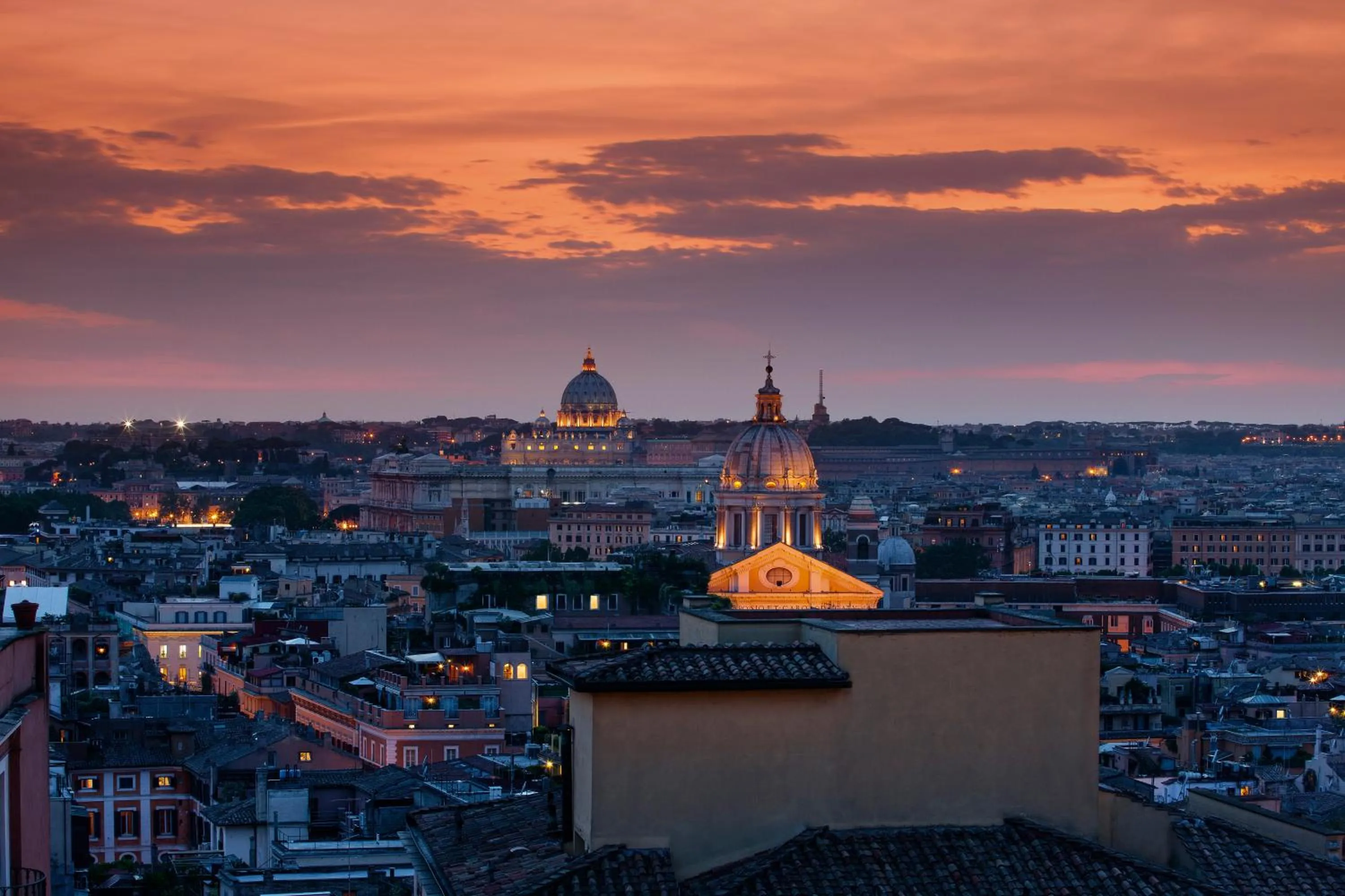 Neighbourhood in Rocco Forte Hotel De La Ville
