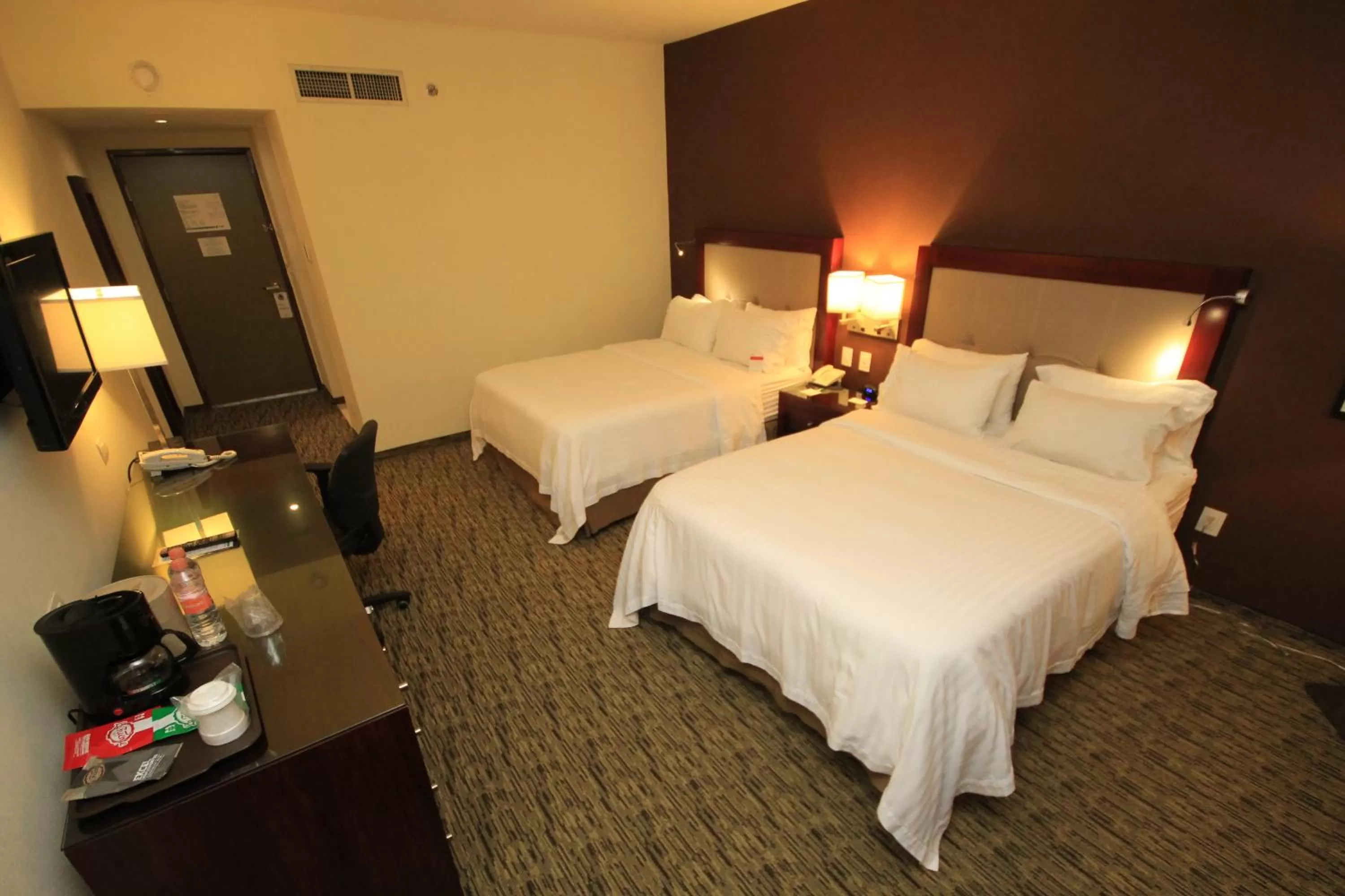 Bed in Holiday Inn Leon by IHG