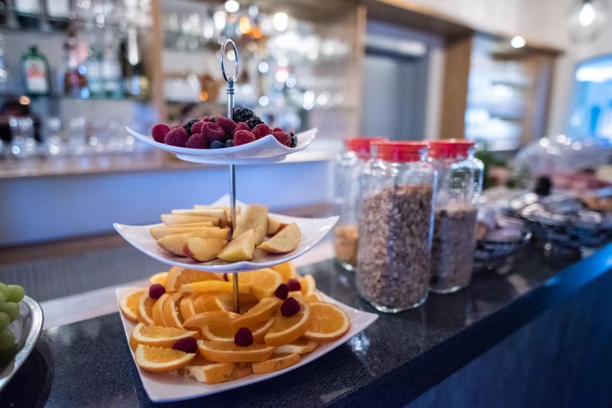 Restaurant/places to eat in Hotel Leo