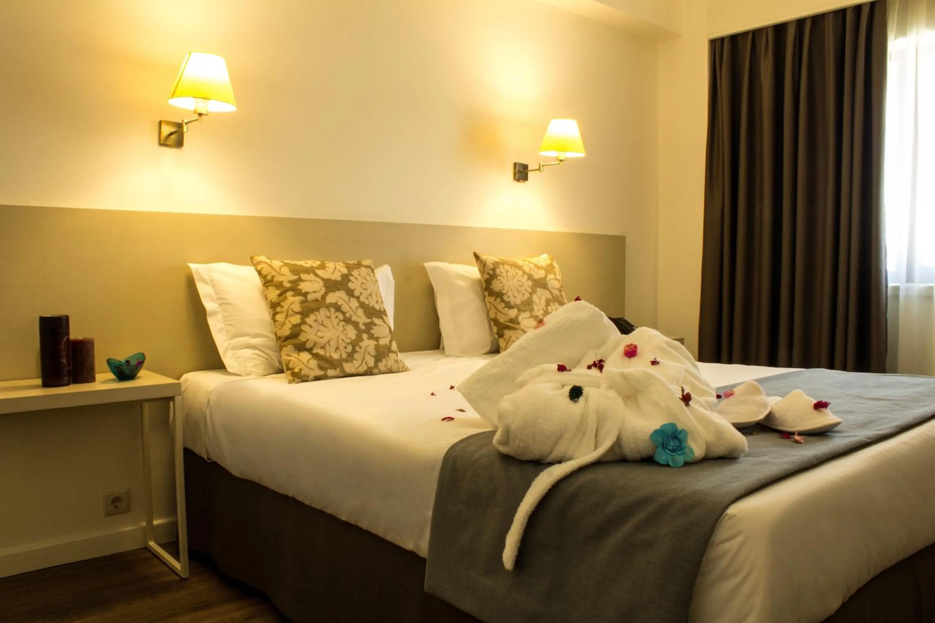 Bed in Hotel Black Tulip - Porto Gaia