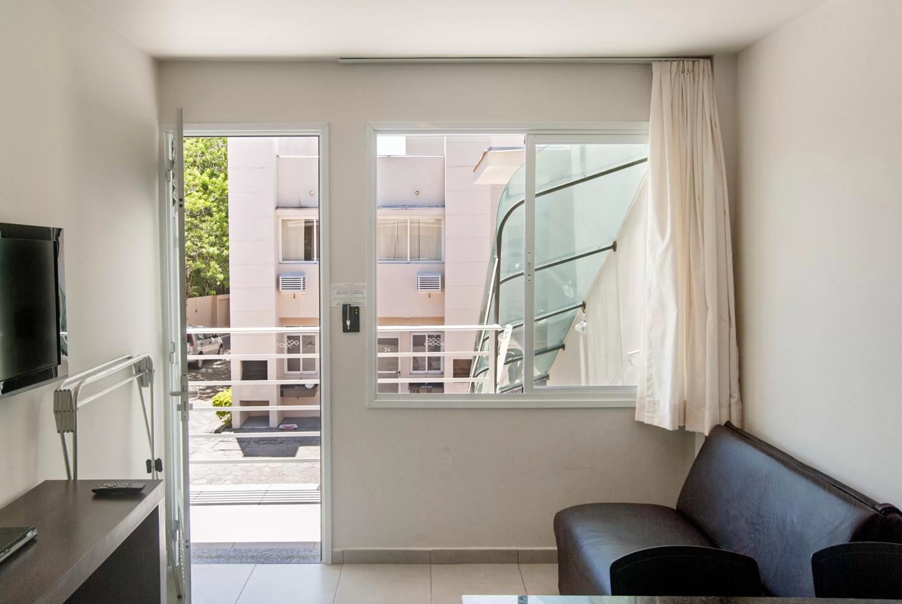 TV and multimedia in Pousada Holiday