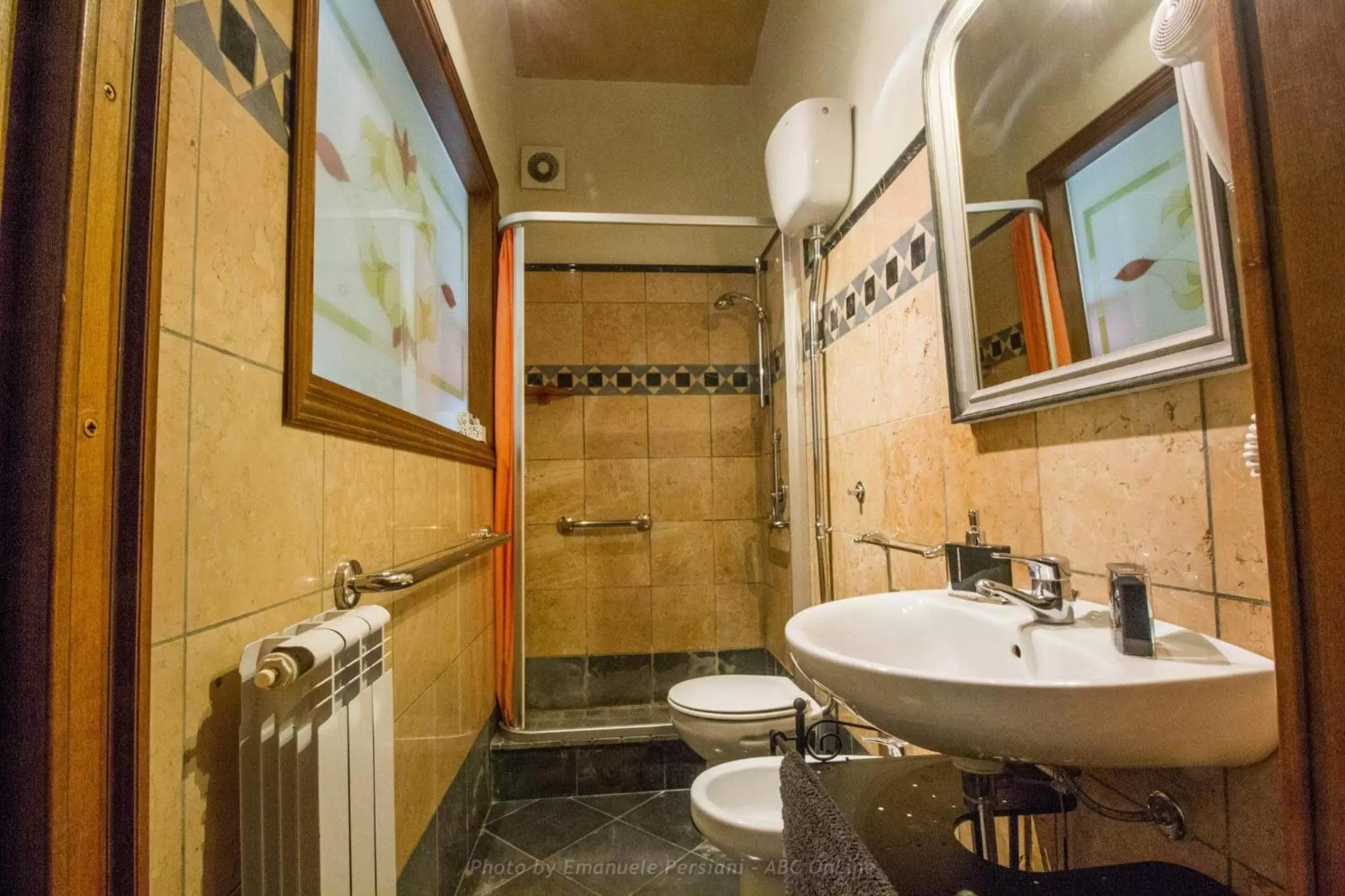 Toilet in B&B Cribò