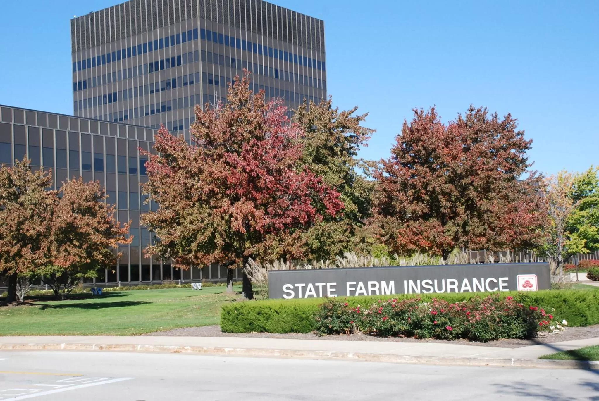 Lobby or reception in Holiday Inn Express Hotel & Suites Bloomington-Normal University Area by IHG