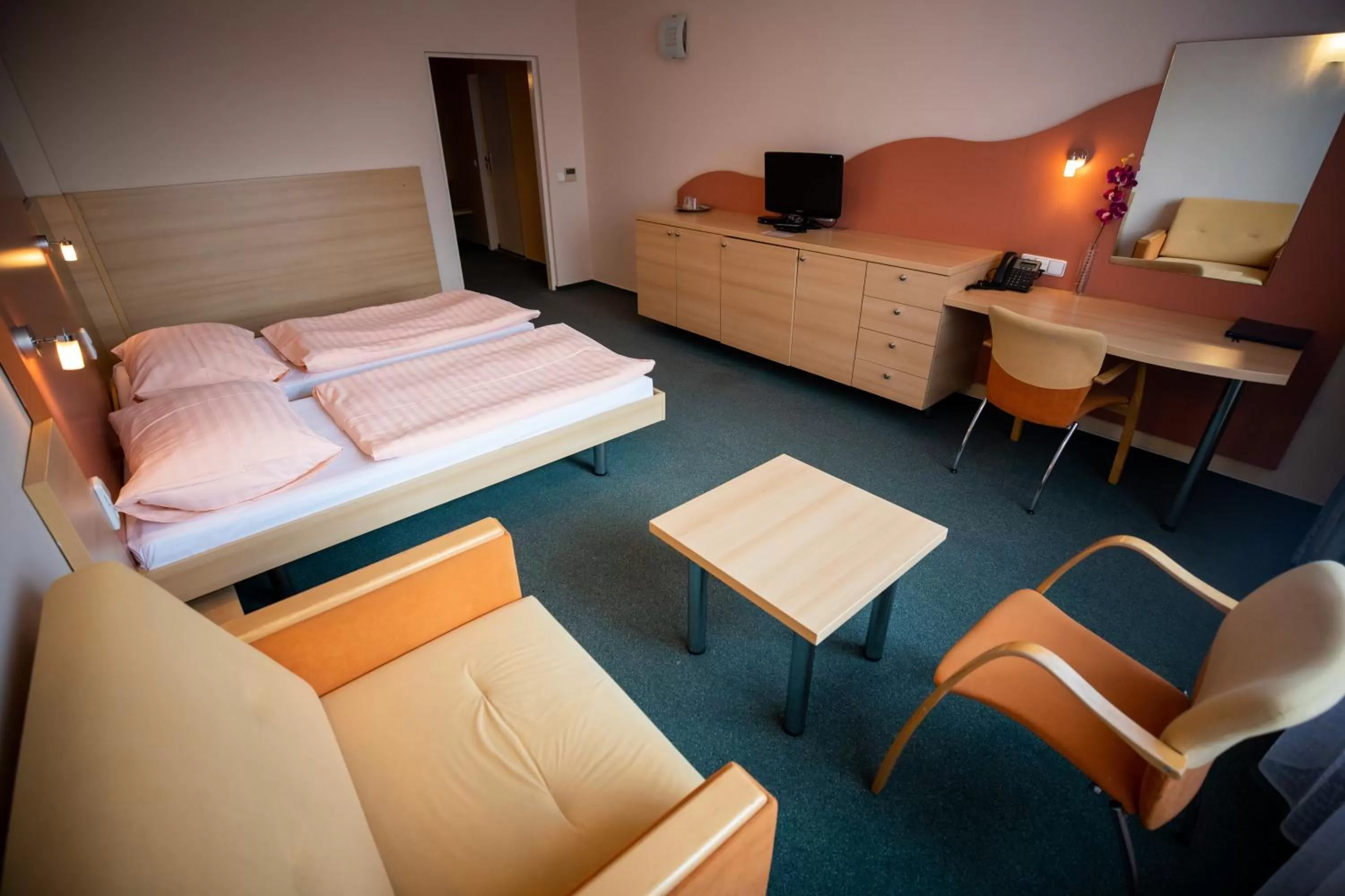 Facility for disabled guests, Bed in Hotel Sport