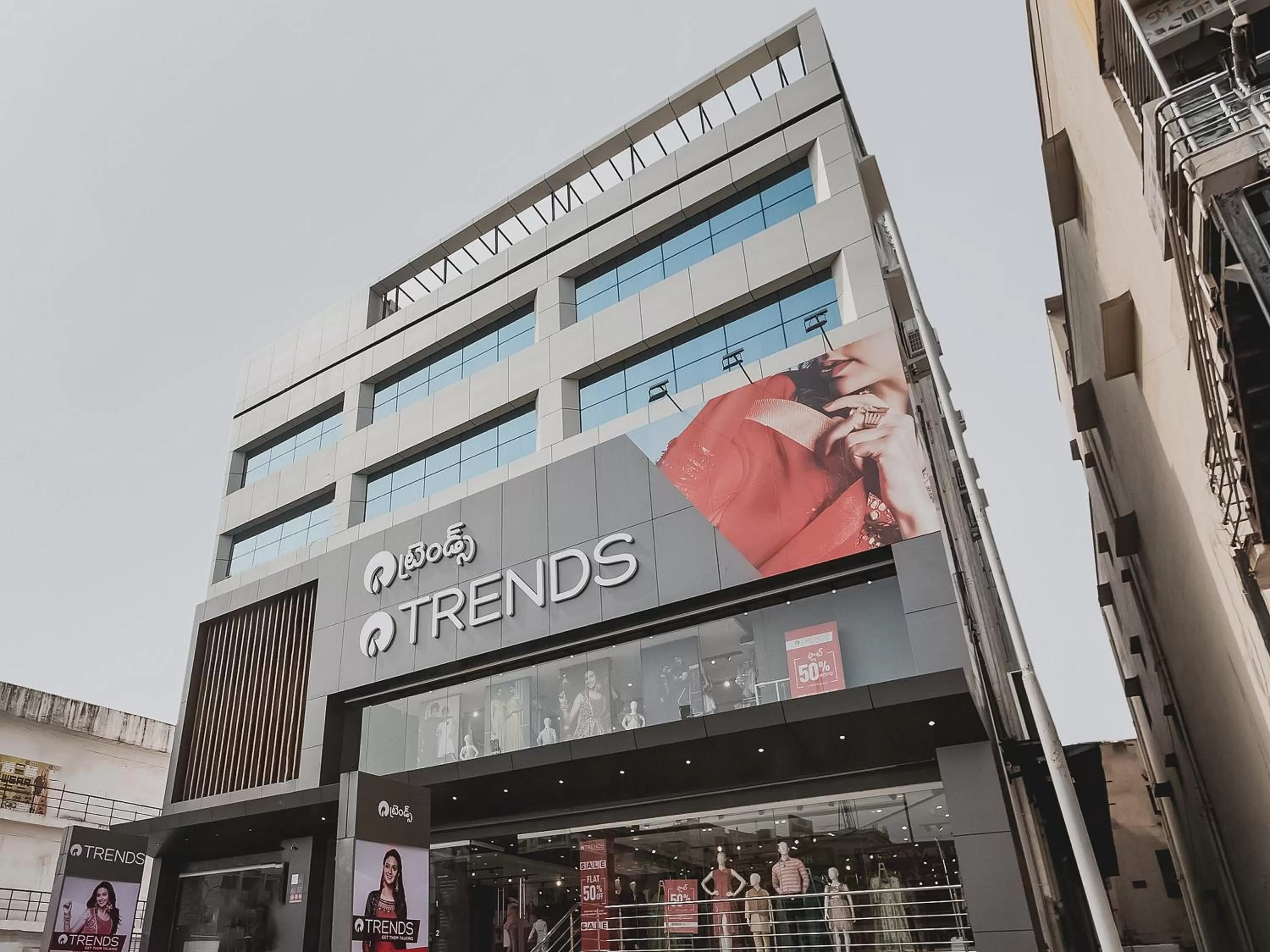 Facade/entrance, Property Building in Capital O Hotel Green Tree