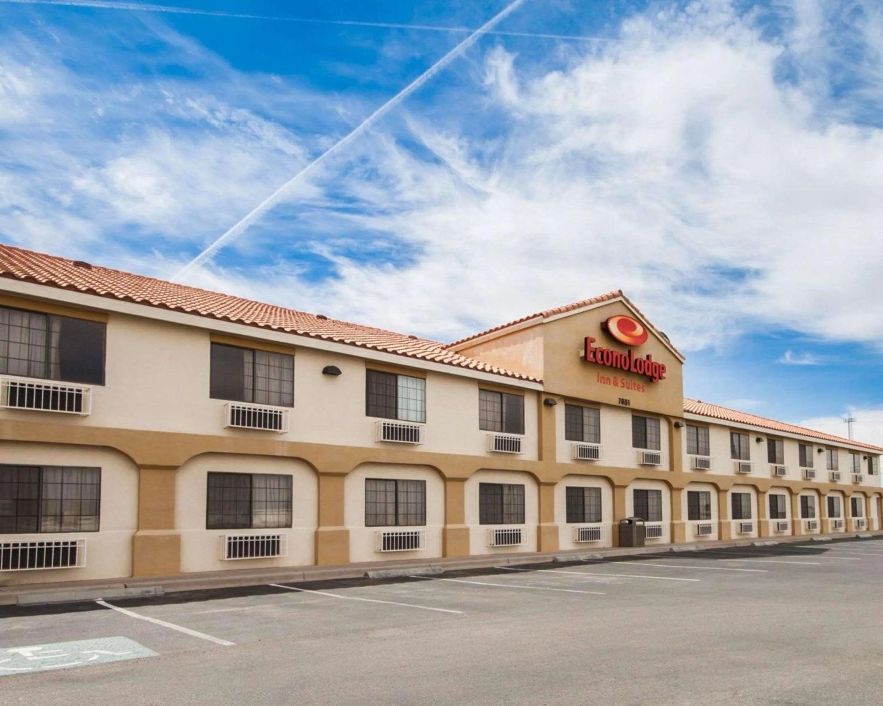 Property building in Econo Lodge Inn & Suites El Paso West