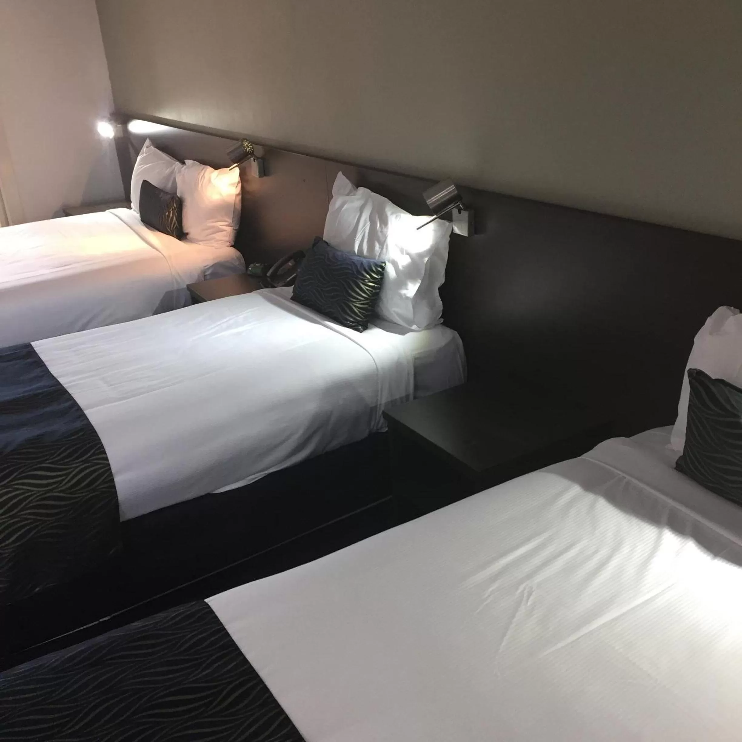 Bedroom, Bed in Hunts Hotel Liverpool