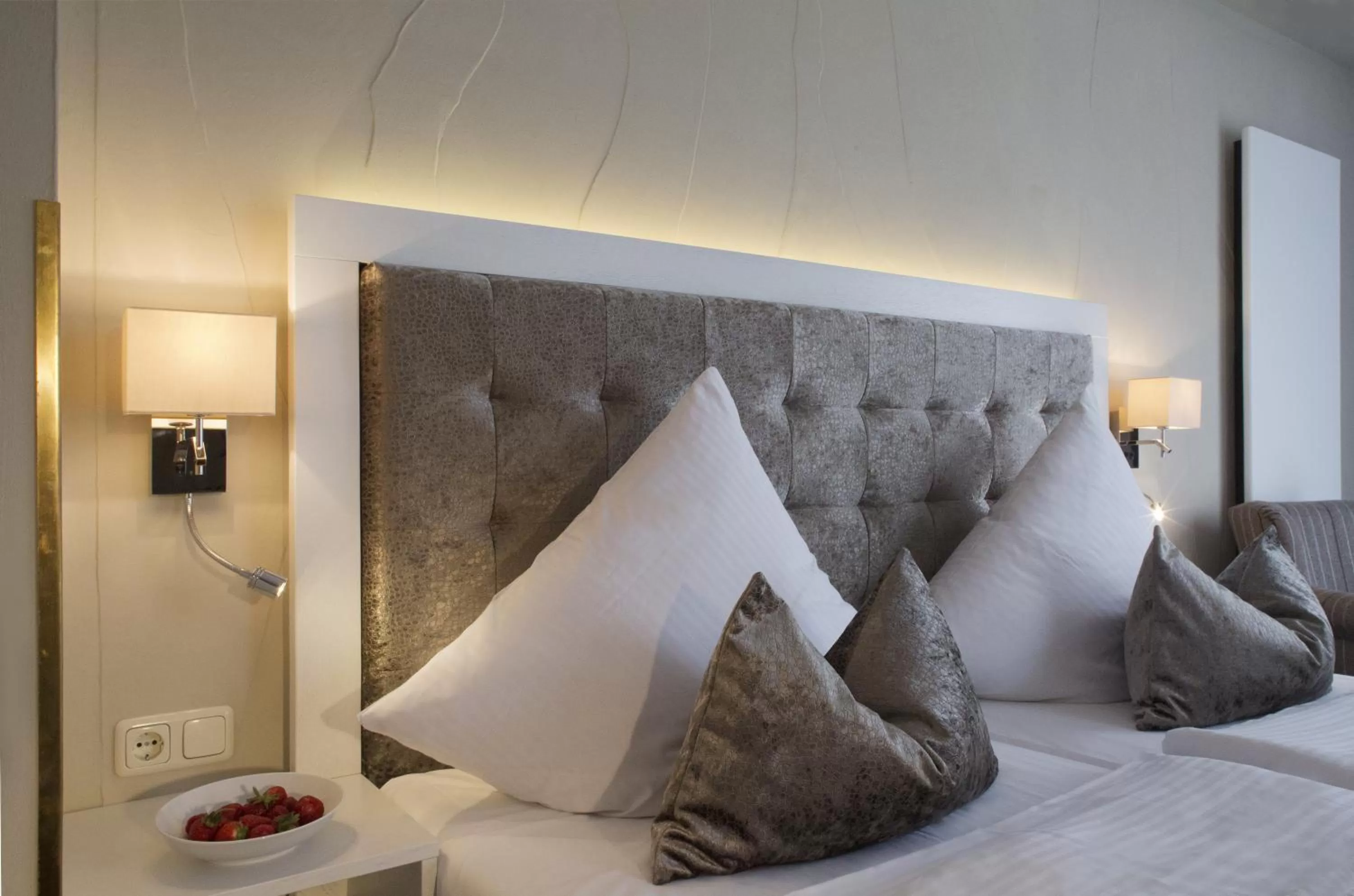 Decorative detail, Bed in HafenHotel PommernYacht