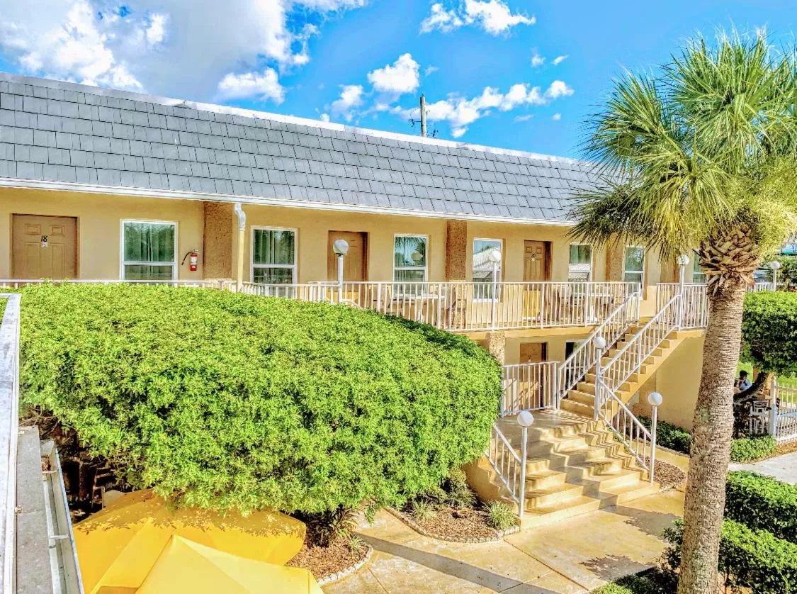 Property Building in Inn on the Gulf