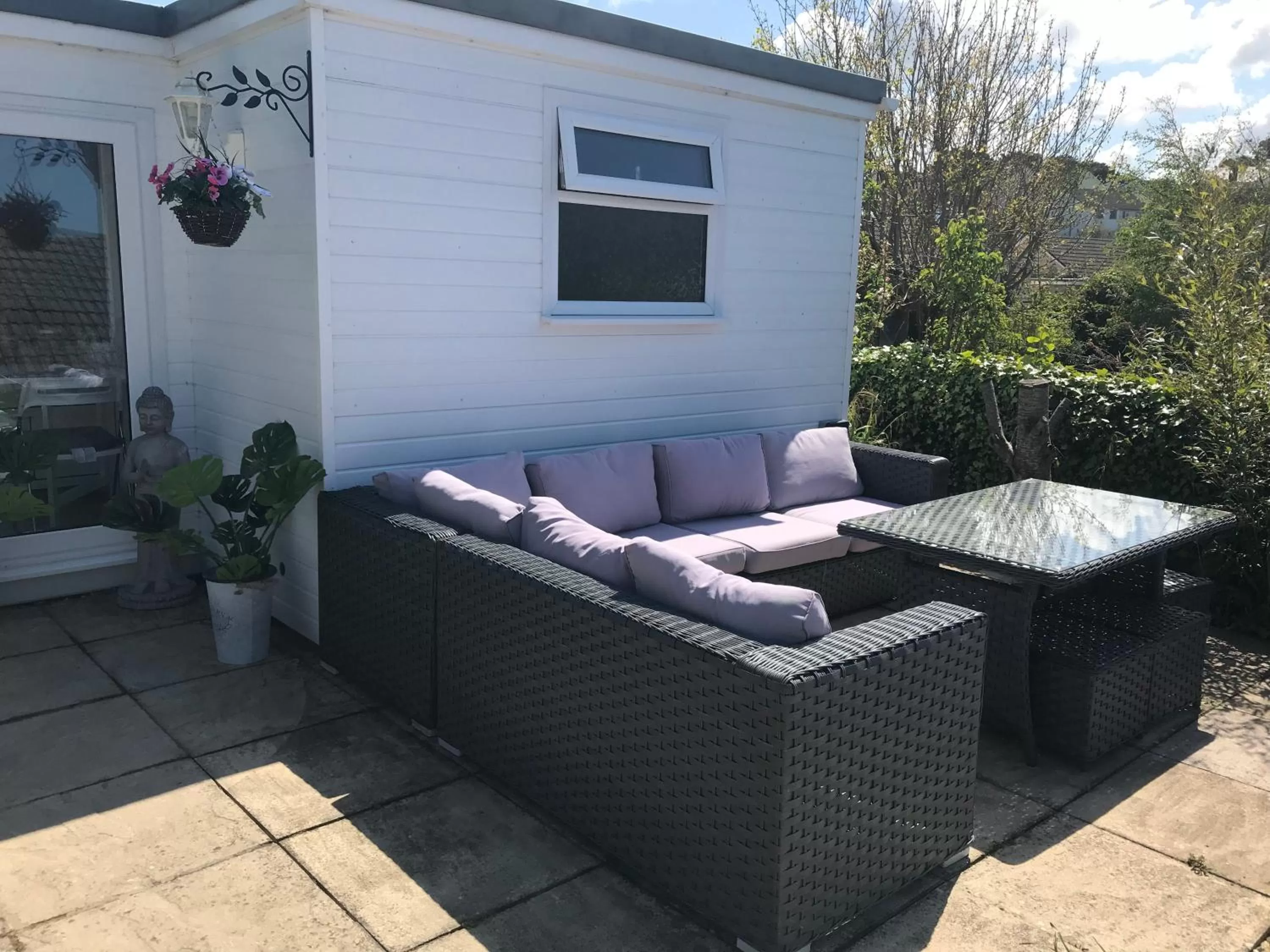 Nicolas Devon air bed and breakfast