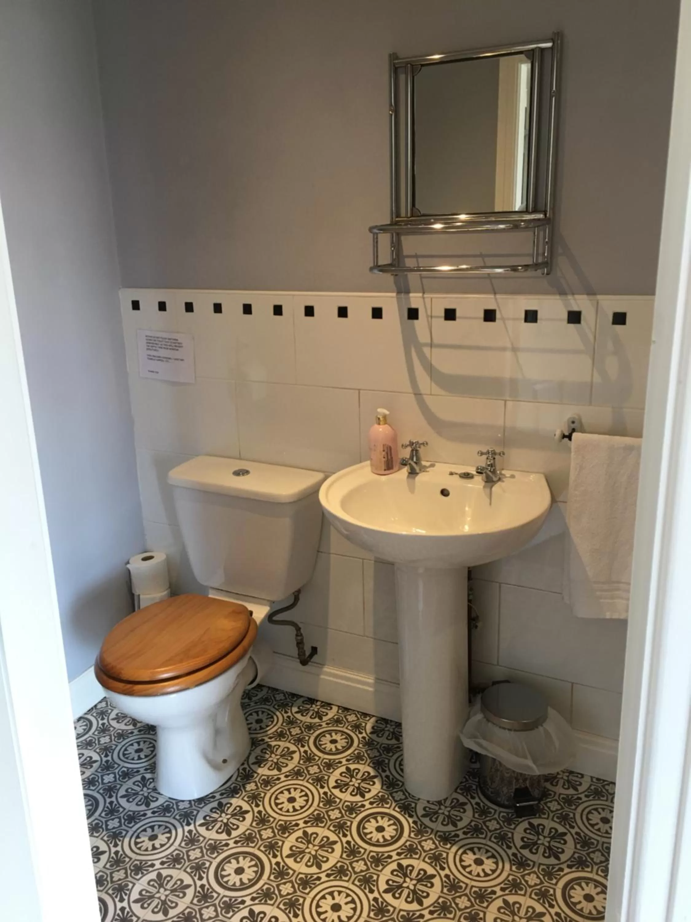 Bathroom in The Barn Bed and Breakfast