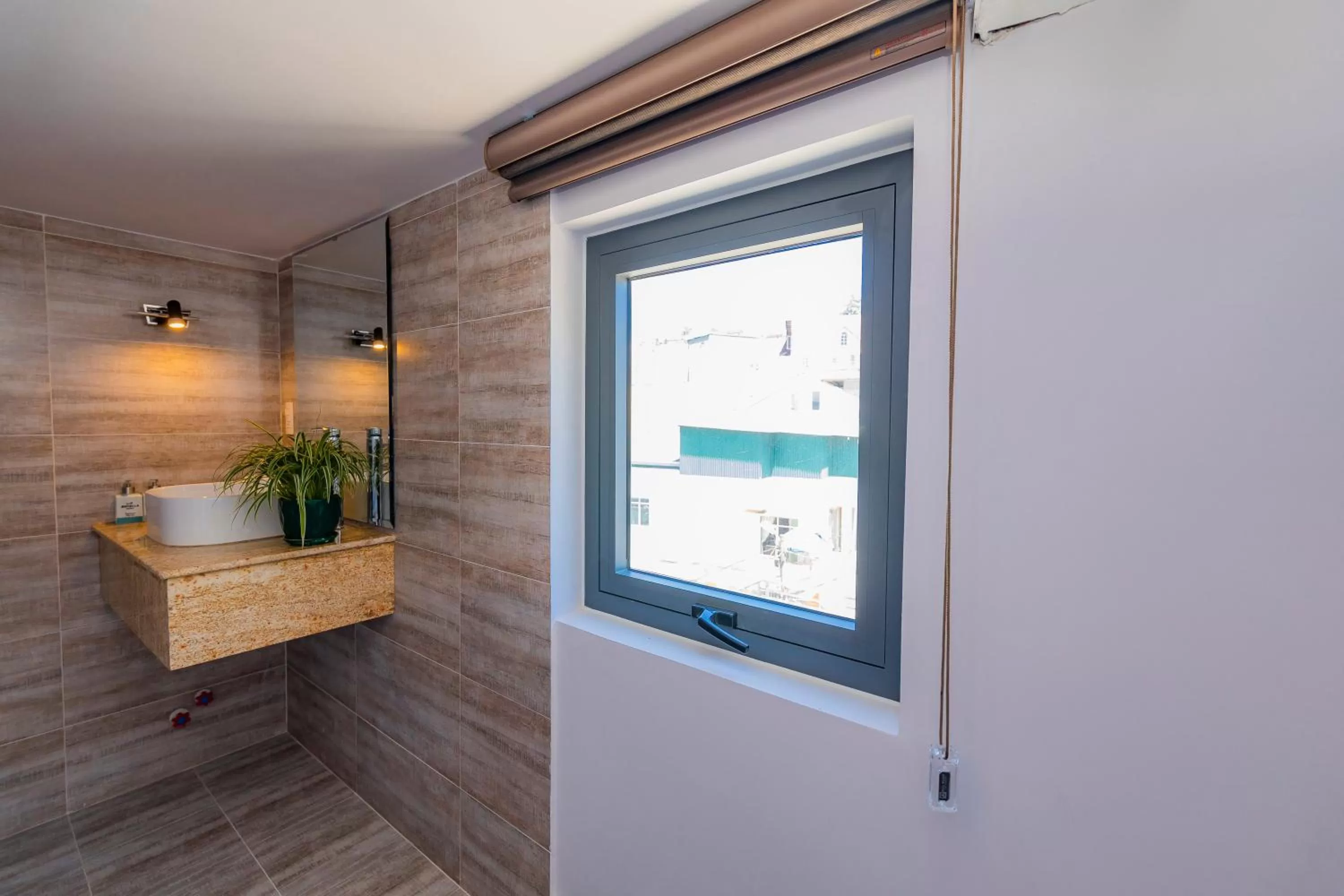 Shower in Khanh Uyen 3 Hotel