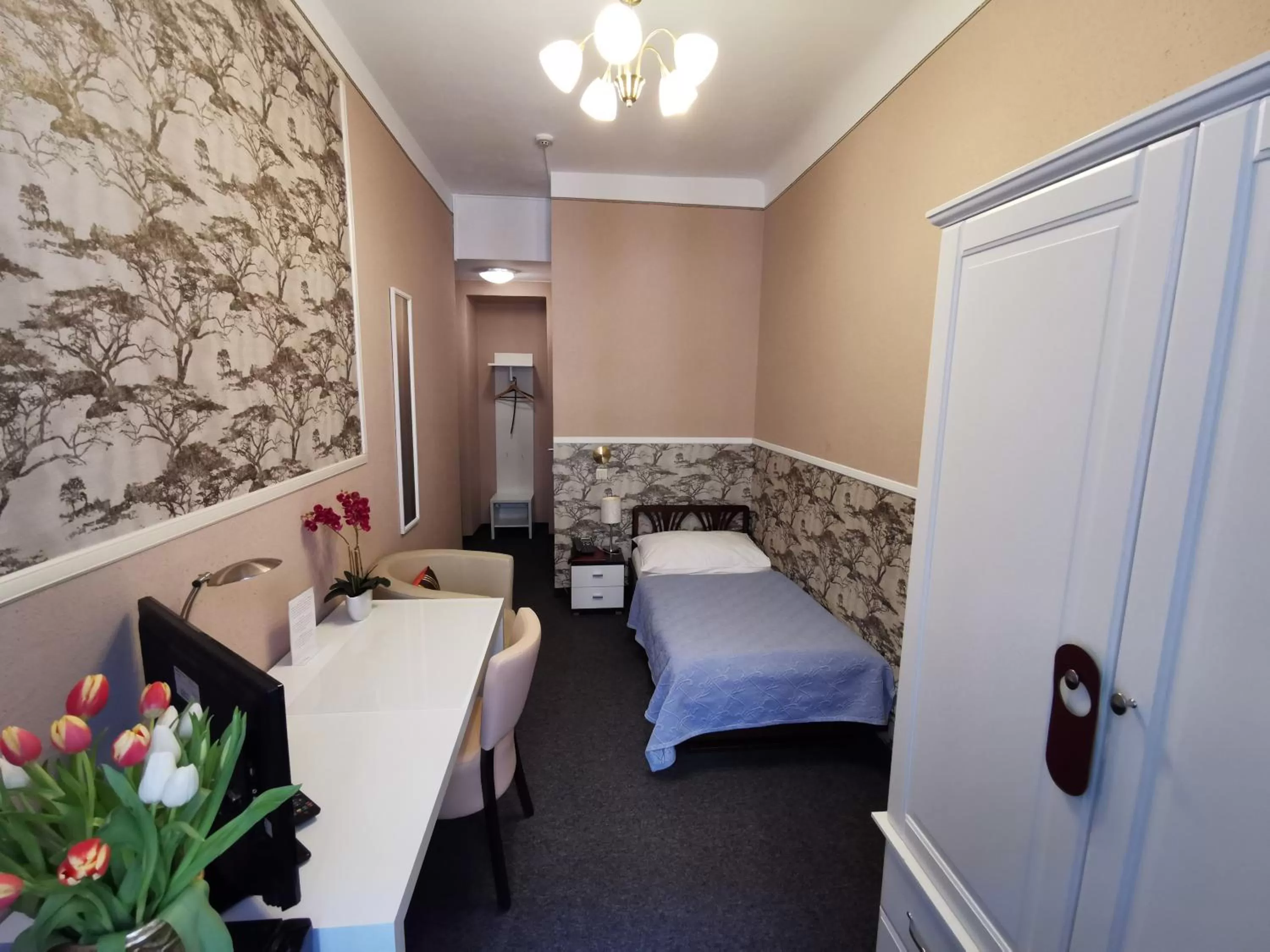 Bed in Hotel Bajazzo