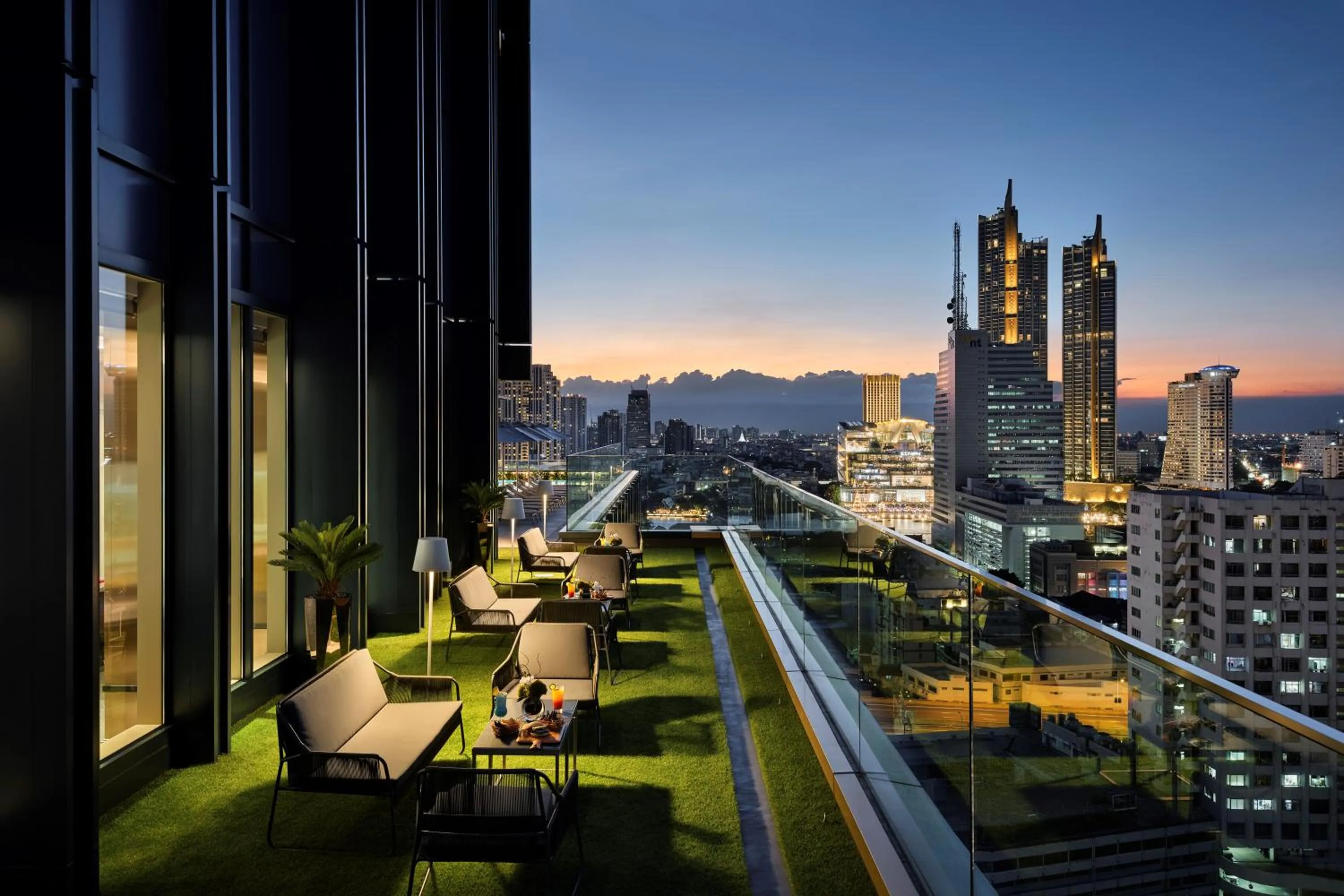 Balcony/Terrace in Grande Centre Point Surawong Bangkok