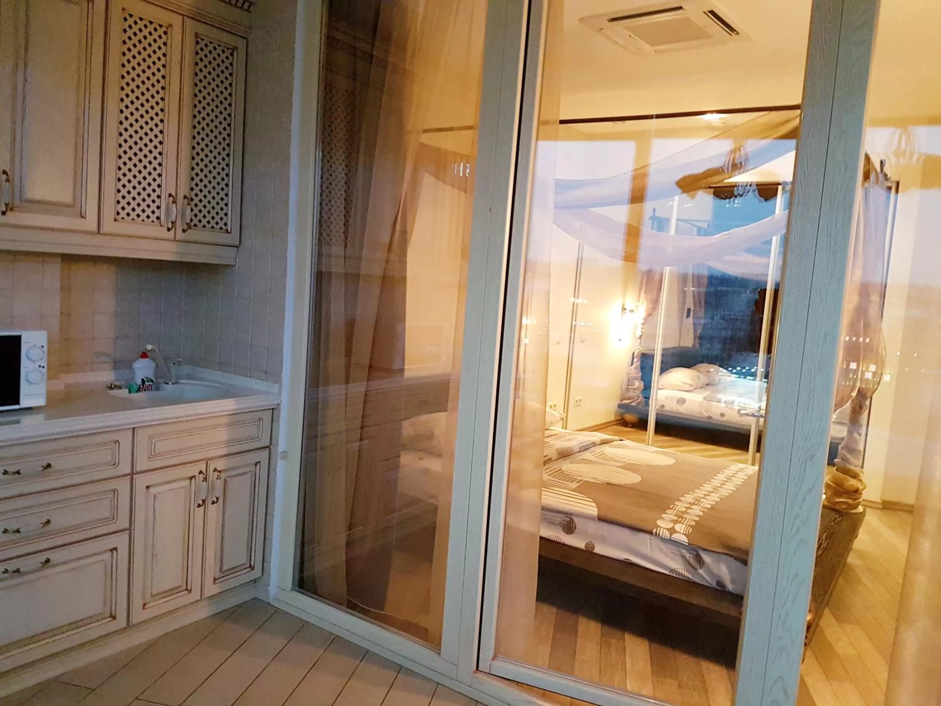 Decorative detail, Bed in Most City Apart-Hotel