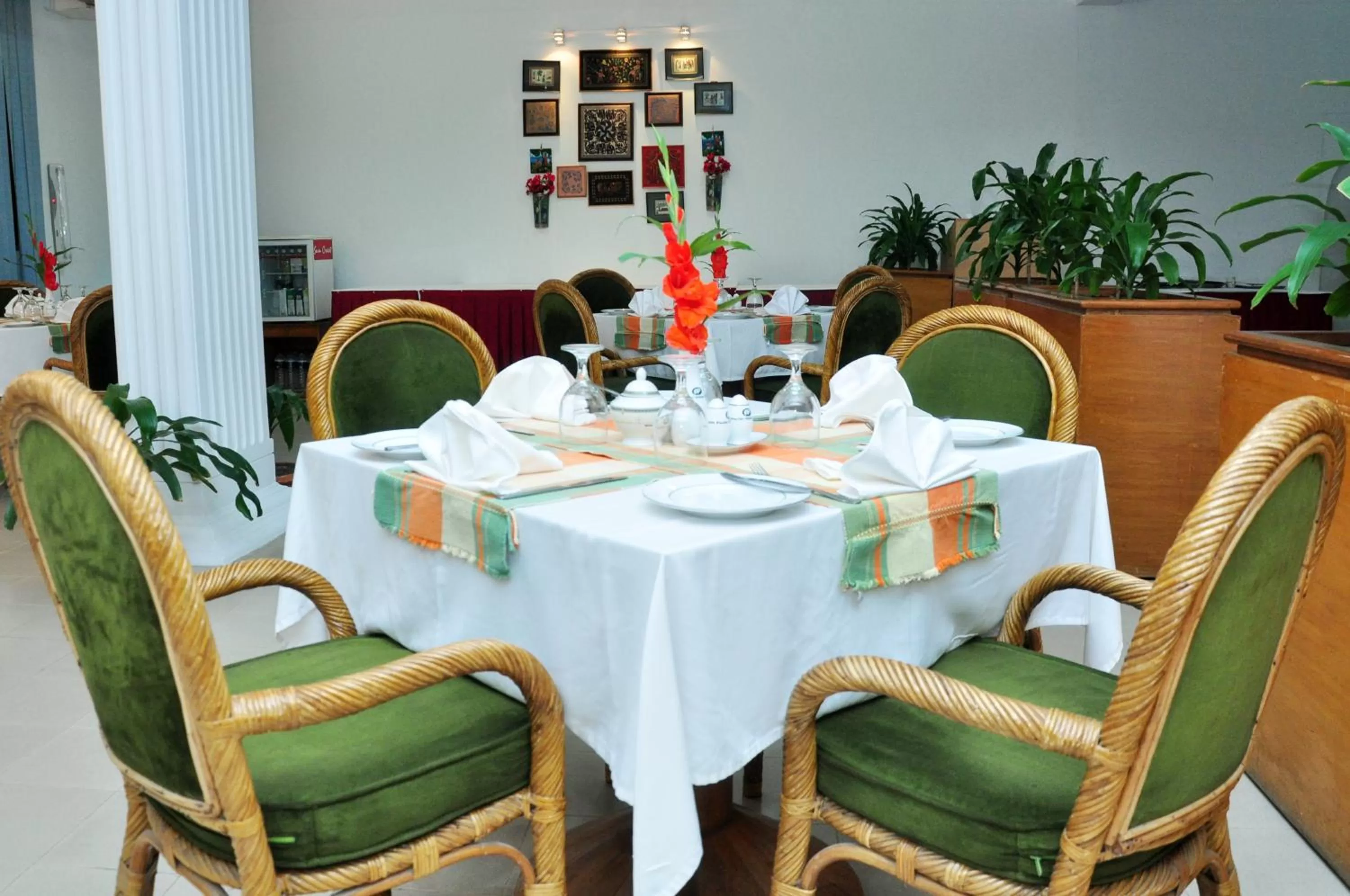 Restaurant/places to eat in Asia Pacific Hotel