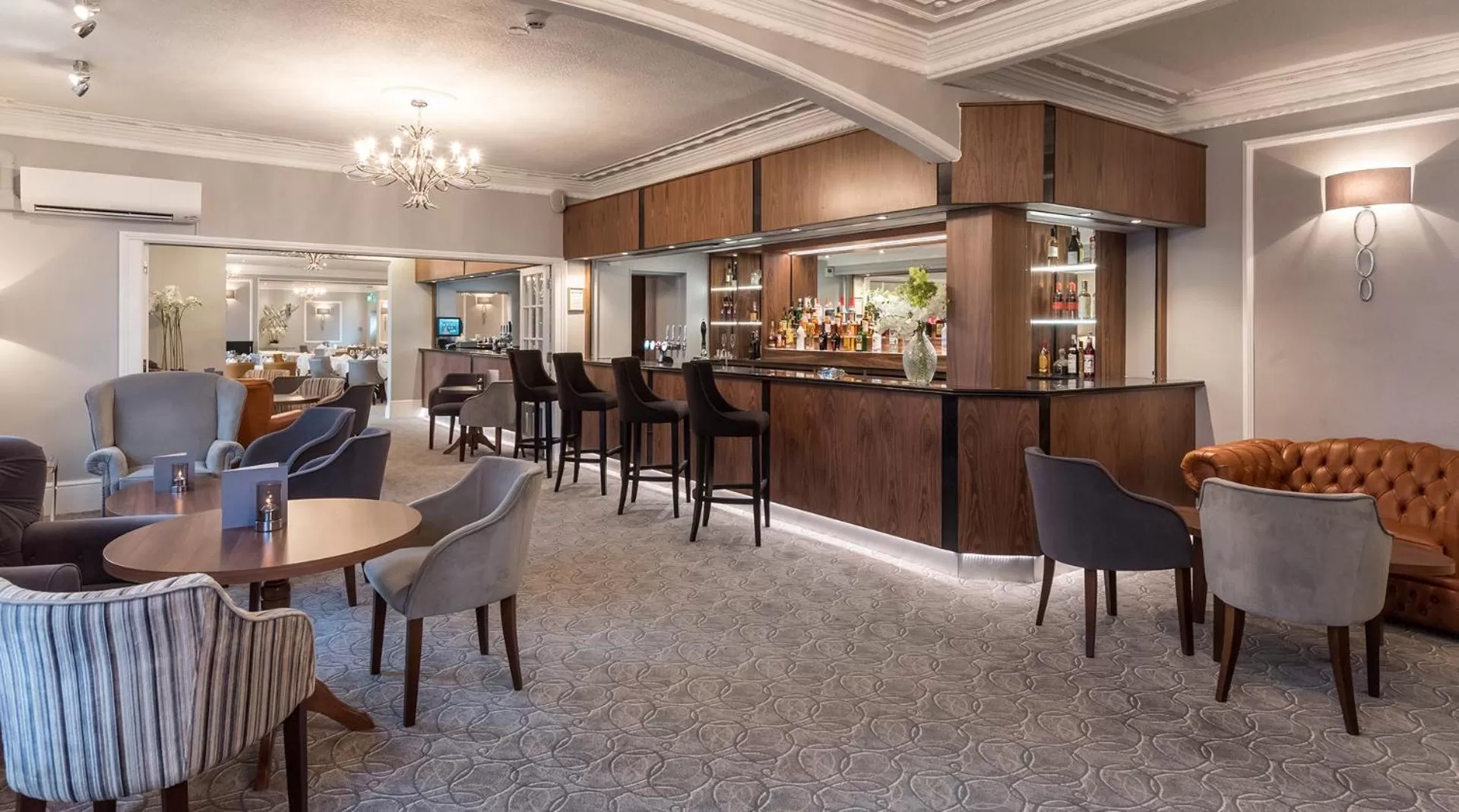 Lounge or bar in The Royal & Fortescue Hotel