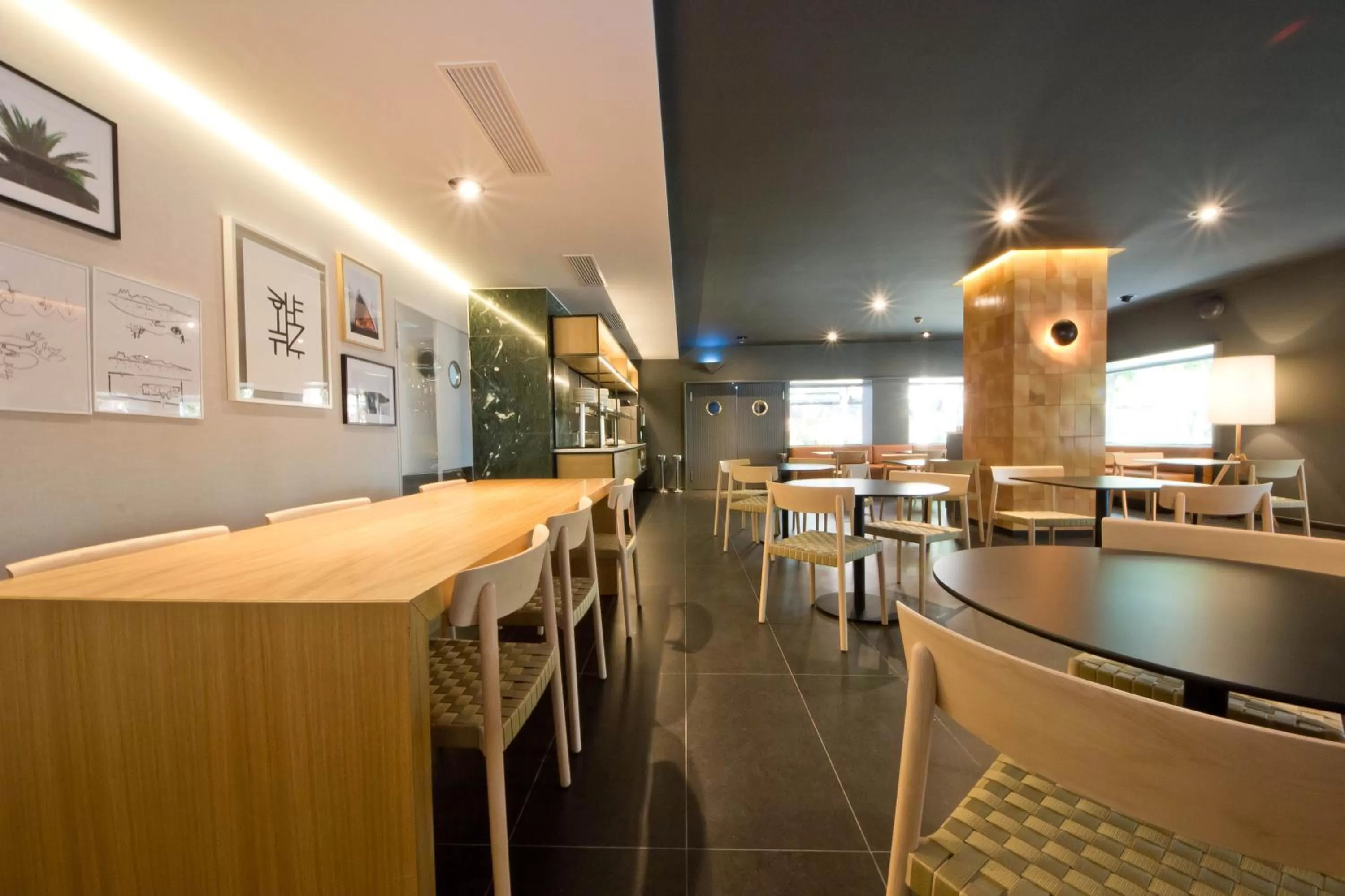 Breakfast in Aparthotel Atenea Valles