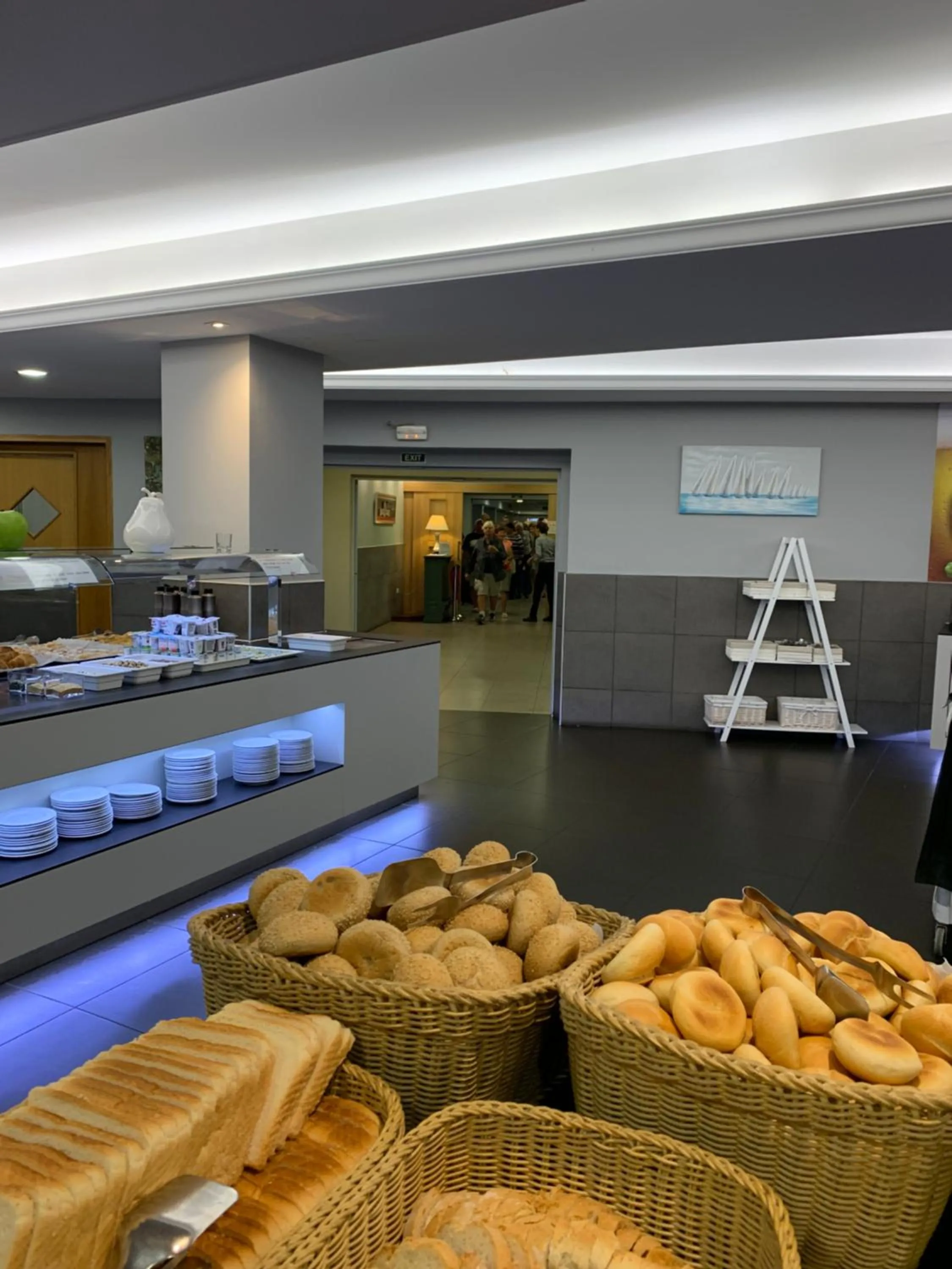 Buffet breakfast in Hotel Bon Repos