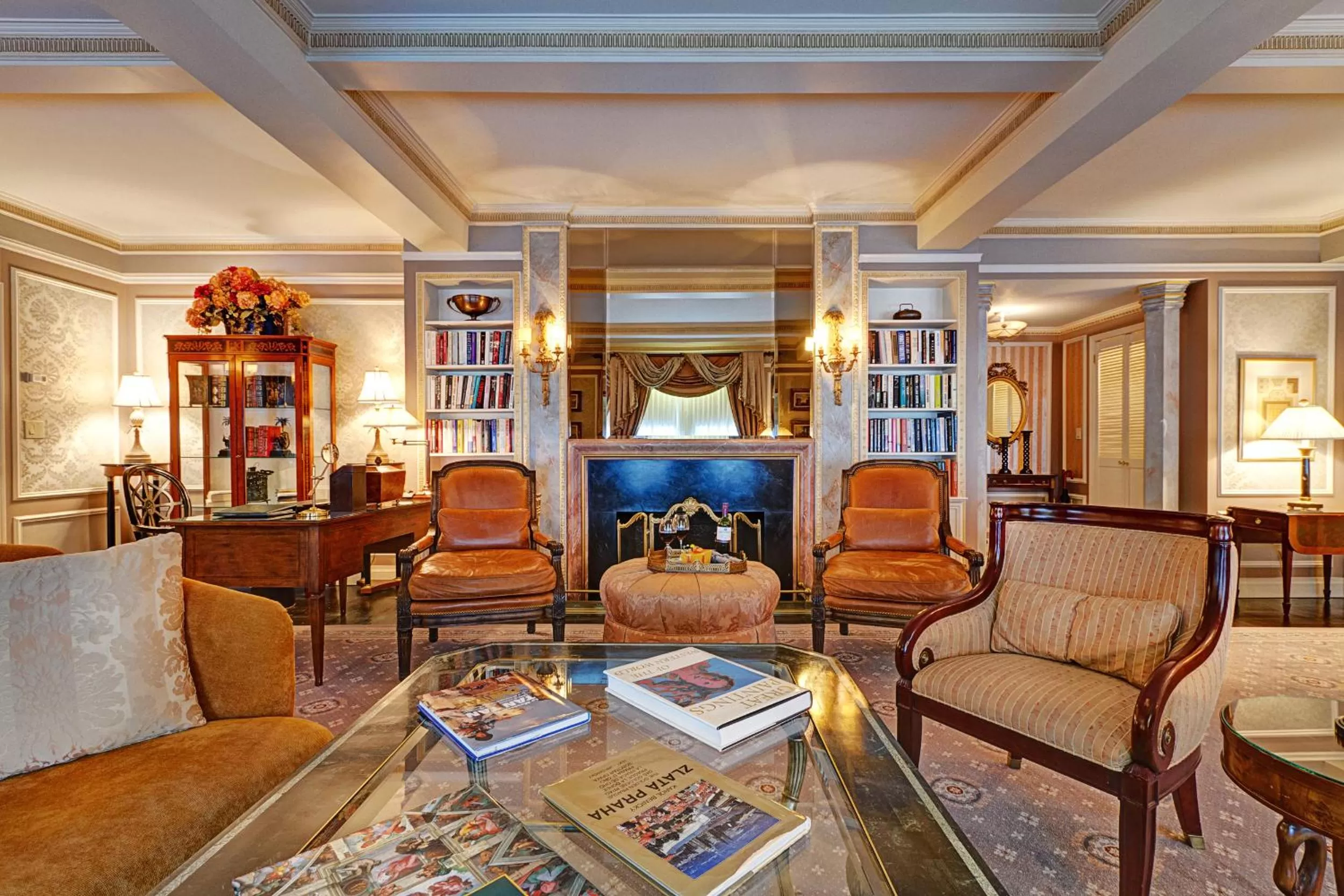 Living room in Hotel Elysee by Library Hotel Collection