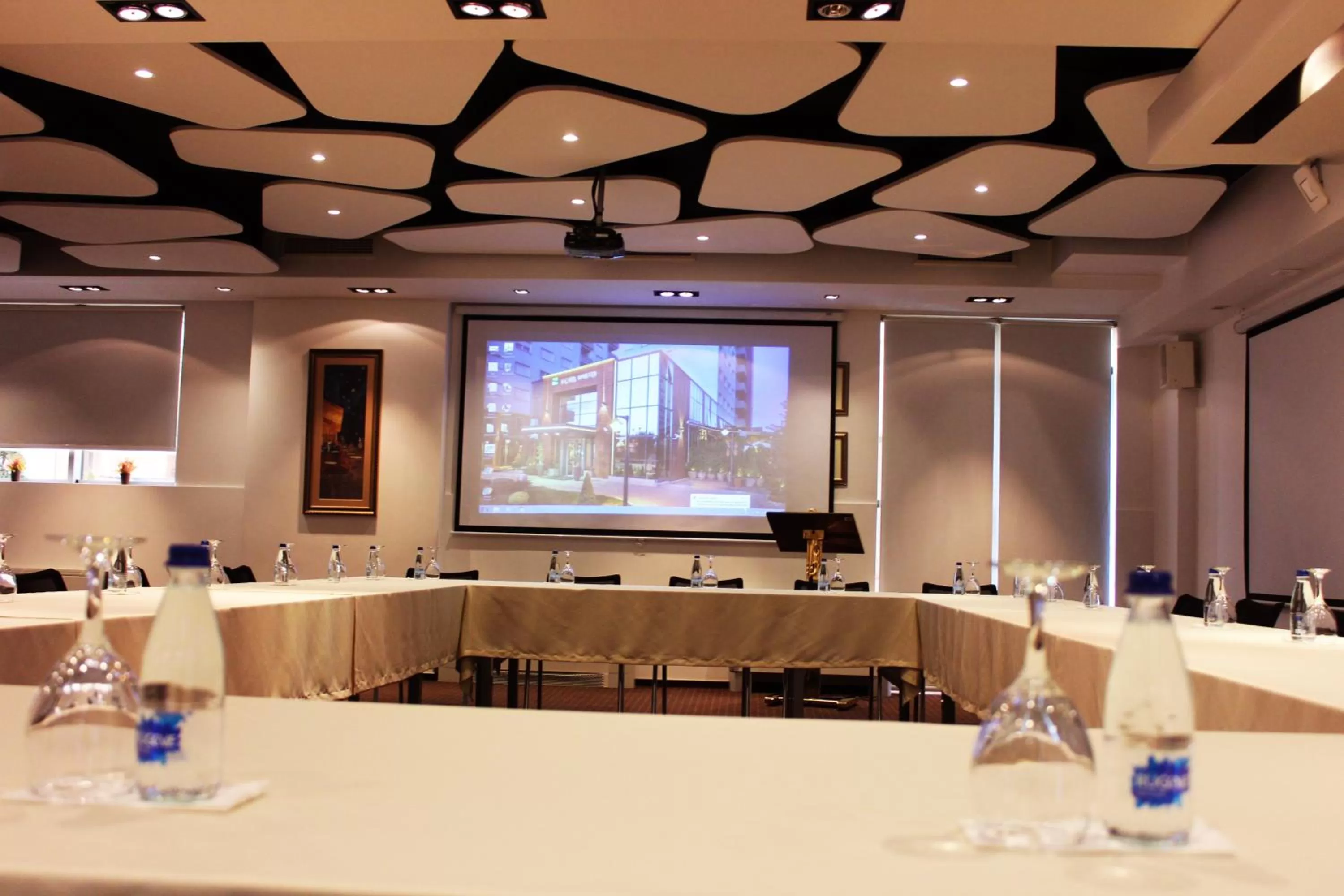 TV and multimedia in Hotel Nartel