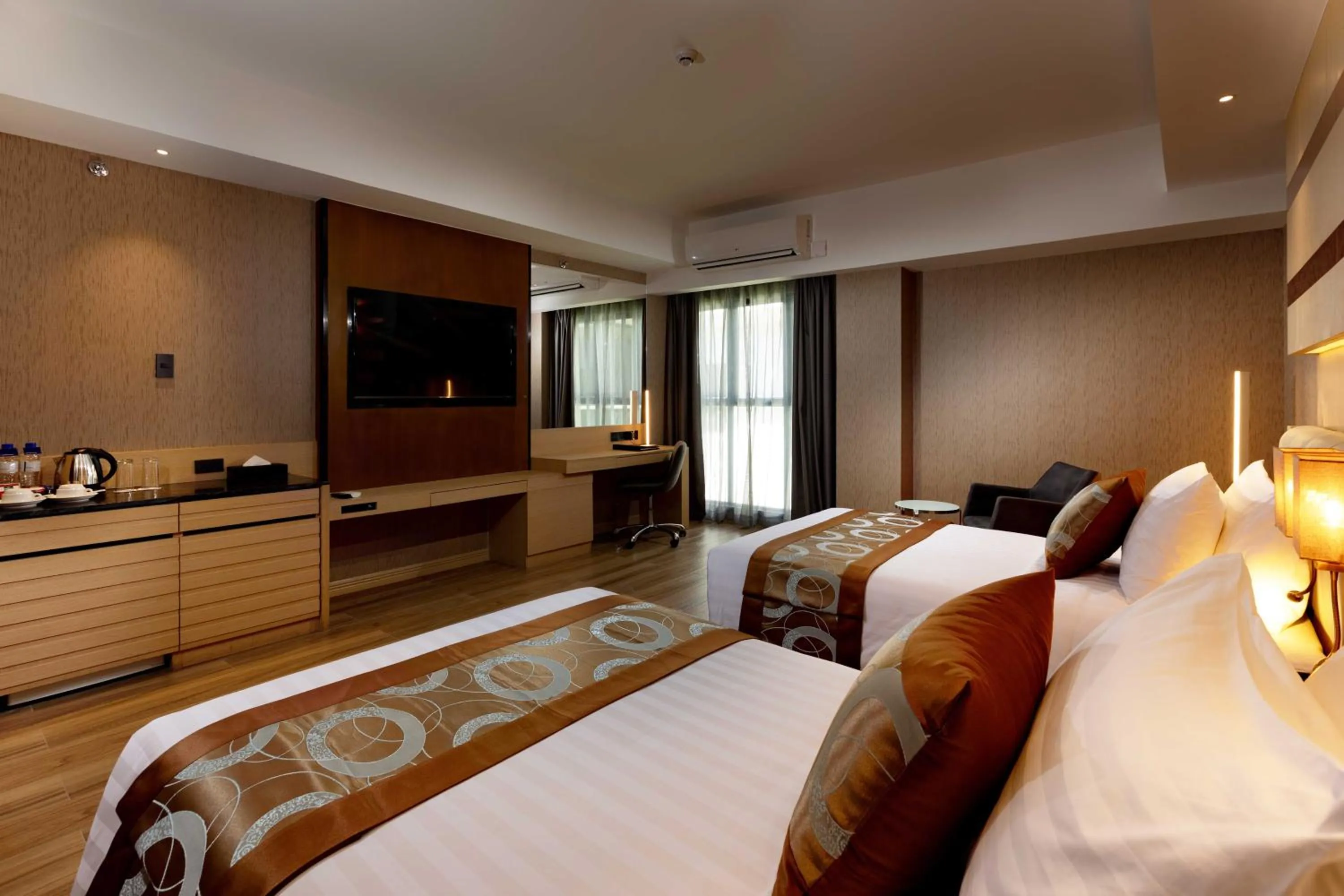 Bedroom, Bed in Best Western Plus Metro Clark