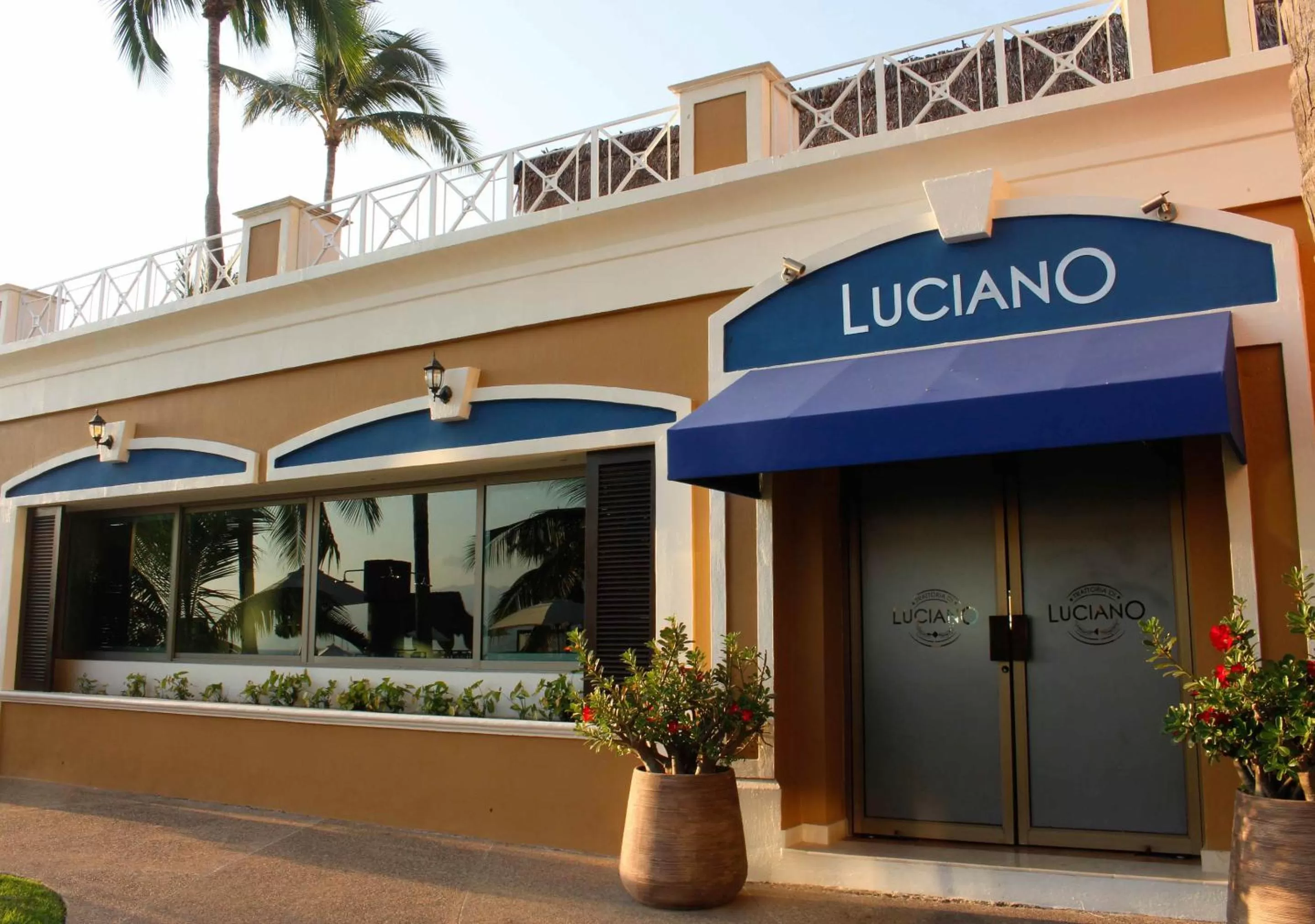 Restaurant/places to eat in Sunset Plaza Beach Resort Puerto Vallarta All Inclusive