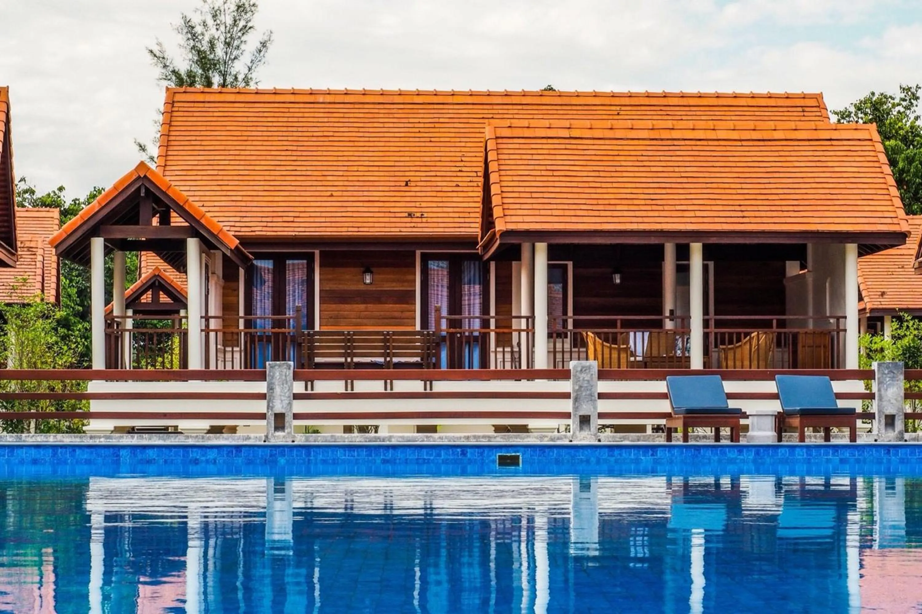 Swimming Pool in Le Menara Khao Lak