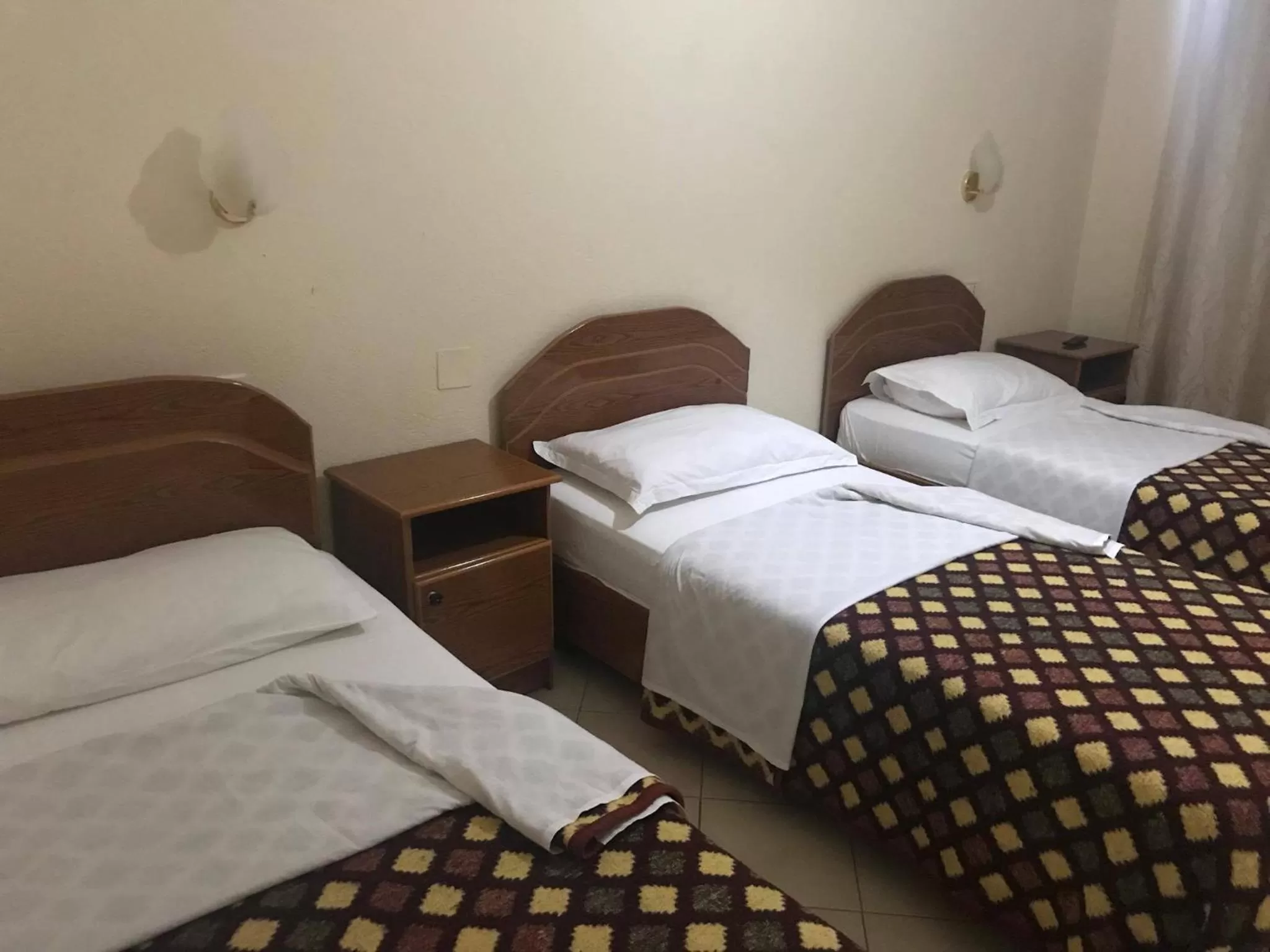 Triple Room with Lake View in Hotel Belvedere