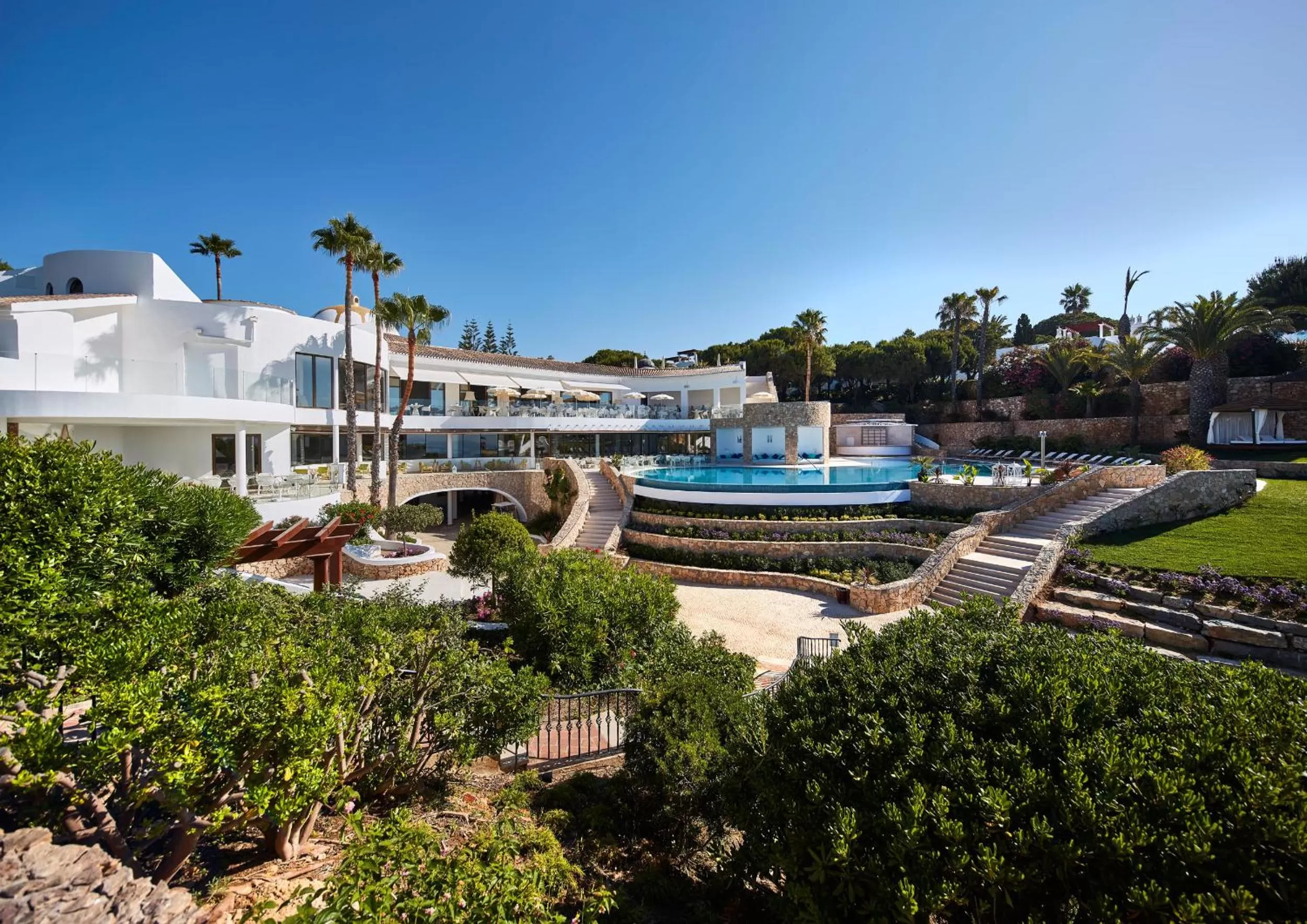 Restaurant/places to eat in Vila Vita Parc