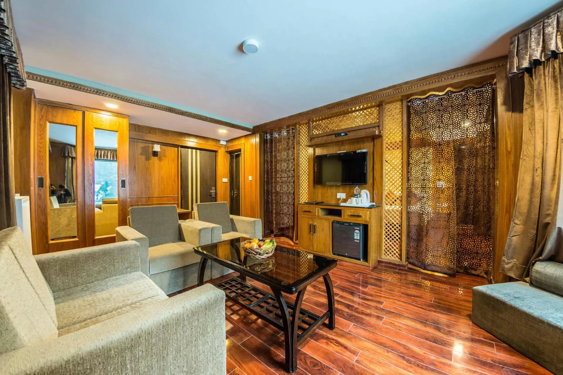 Seating Area in Royal Hillton Pahalgam