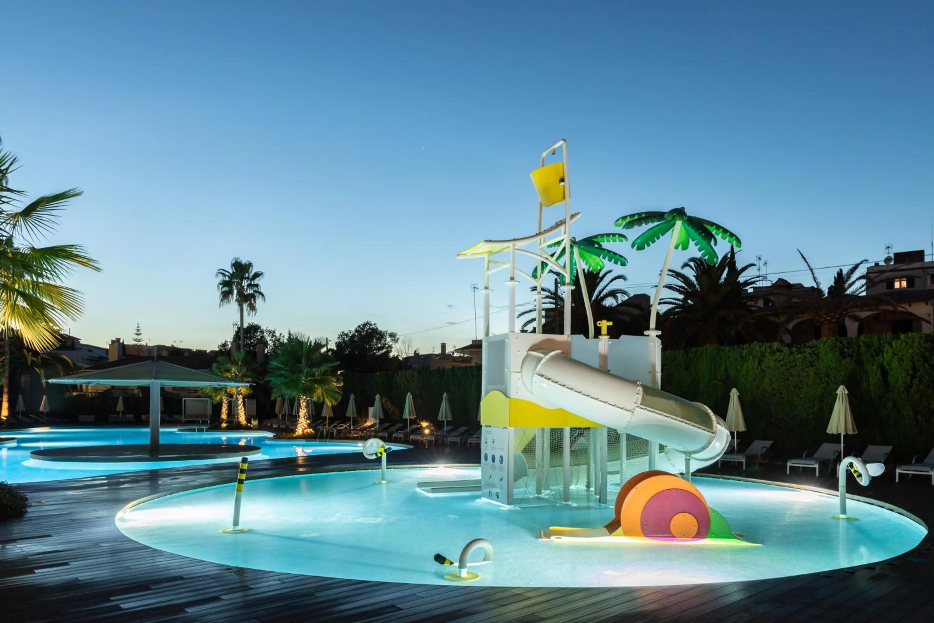 Aqua park in JS Portocolom Suites