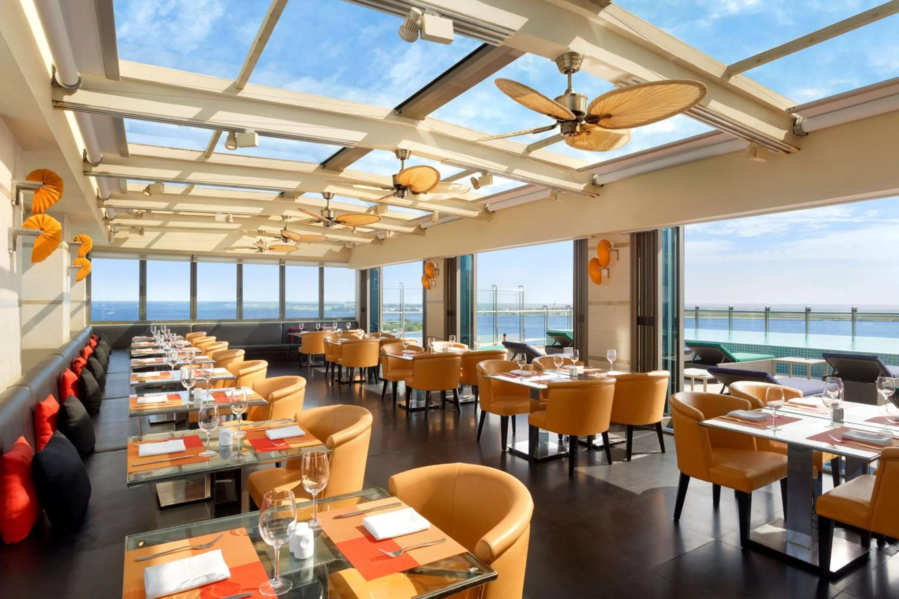 Restaurant/places to eat in Jen Maldives Male by Shangri-La