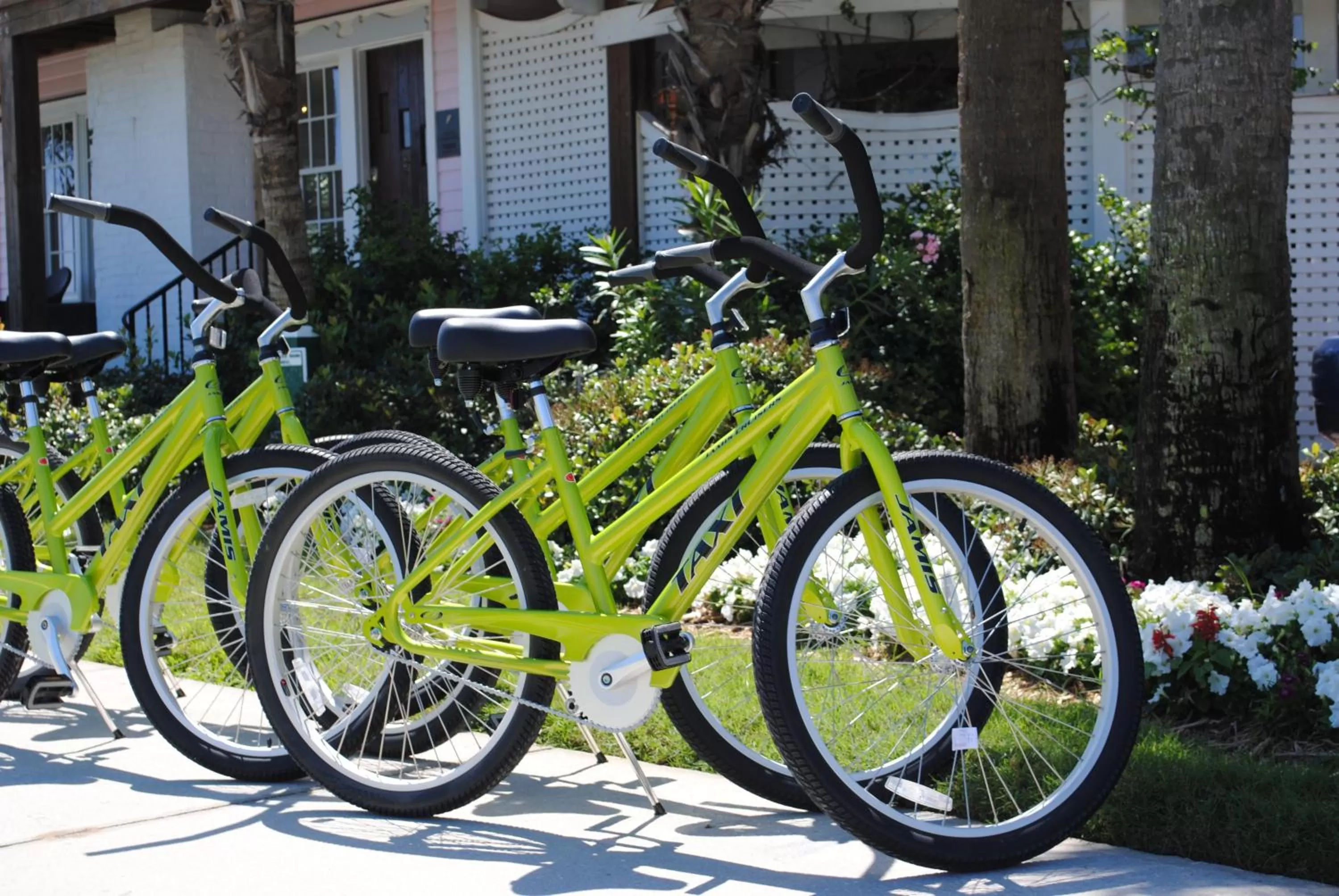 Cycling in Port d'Hiver Bed and Breakfast