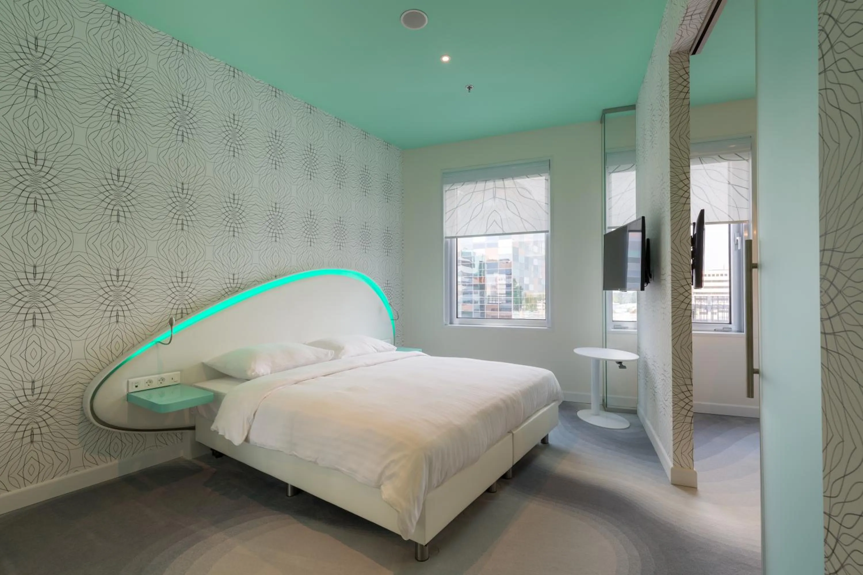 Bed in Park Inn by Radisson Amsterdam City West